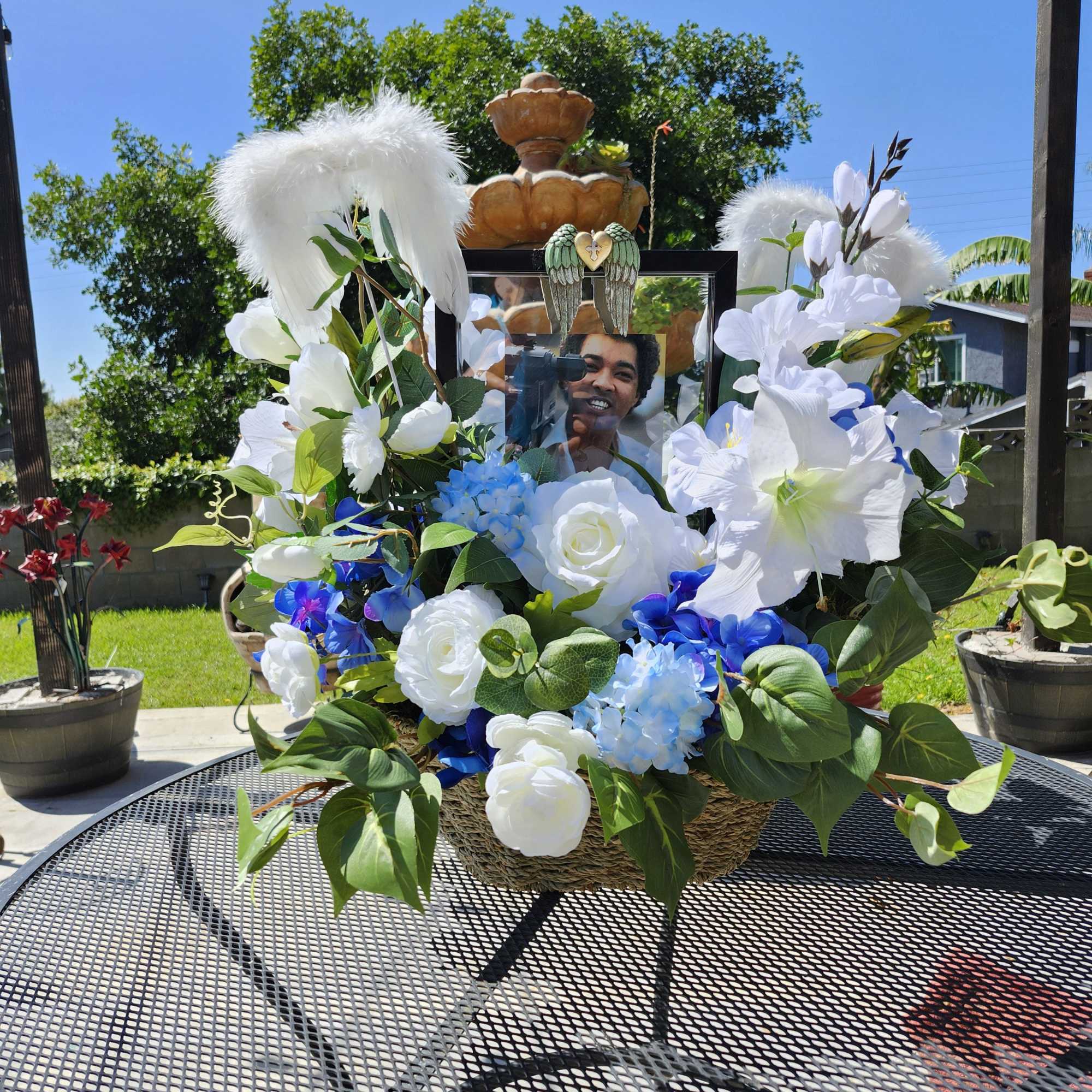 Silk flower basket with personalized photo (one sided oo double sided frame)