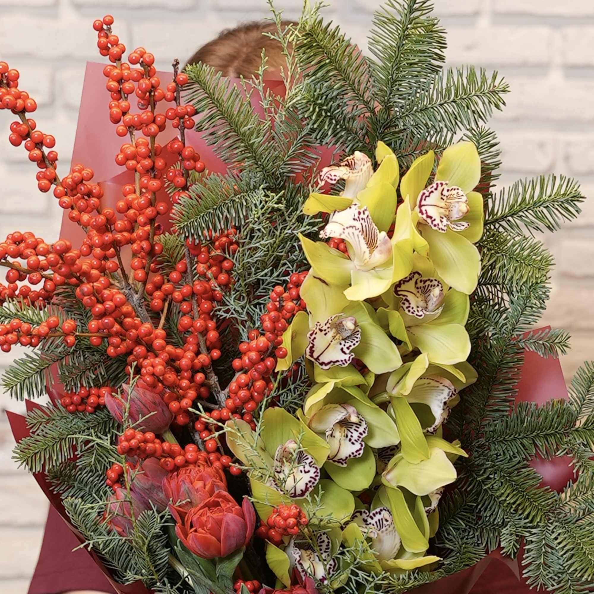 Immerse yourself in the magic of winter with our distinctive bouquet, highlighting