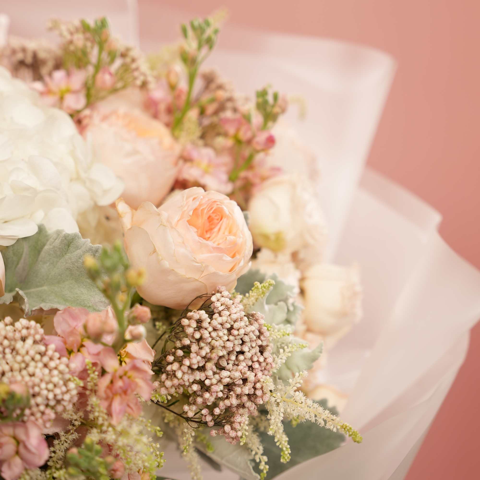 Experience the timeless charm of our &quot;Vintage Elegance&quot; bouquet. This enchanting arrangement