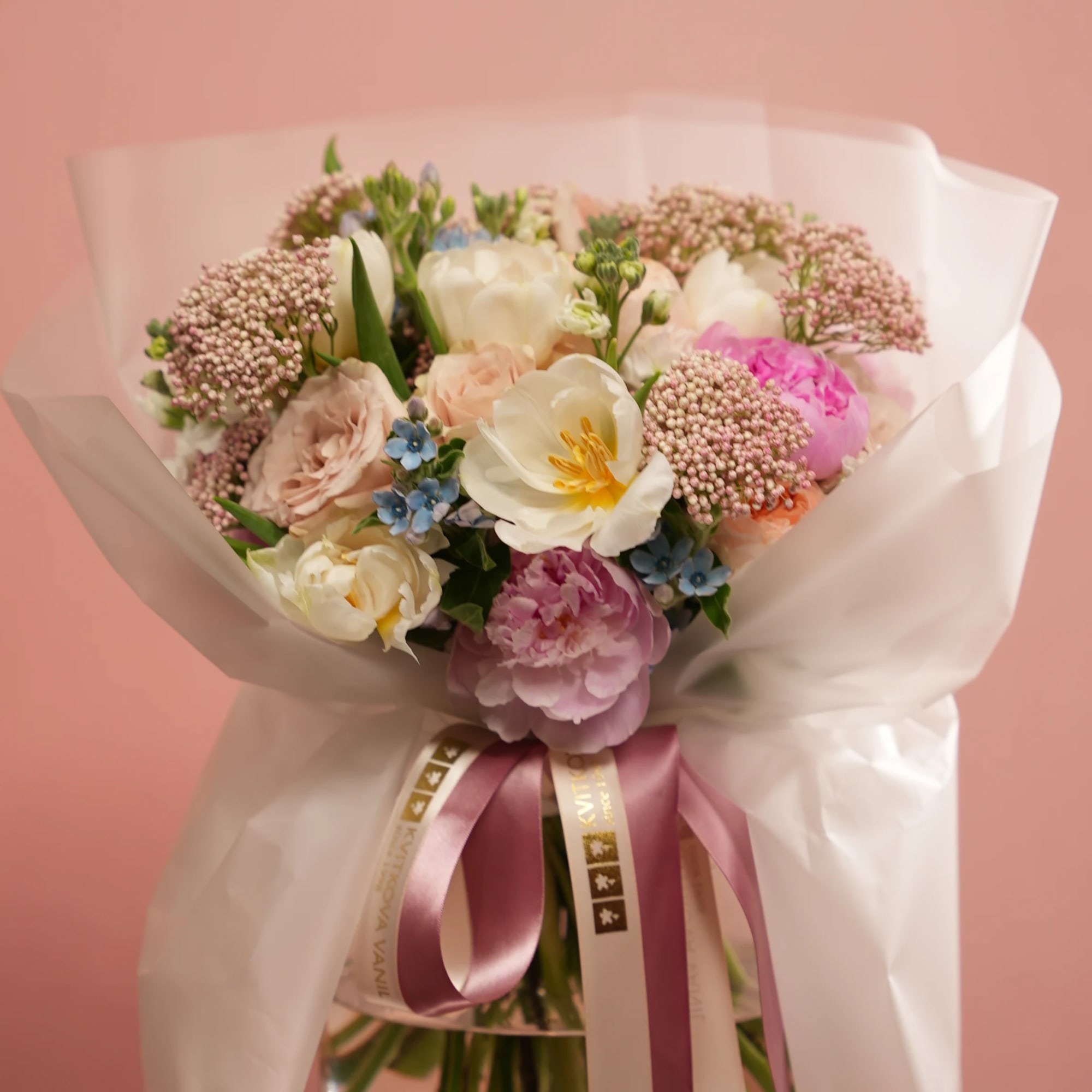 Introducing our &quot;Peachy Elegance&quot; bouquet, a stunning arrangement curated exclusively for Mother&#039;s