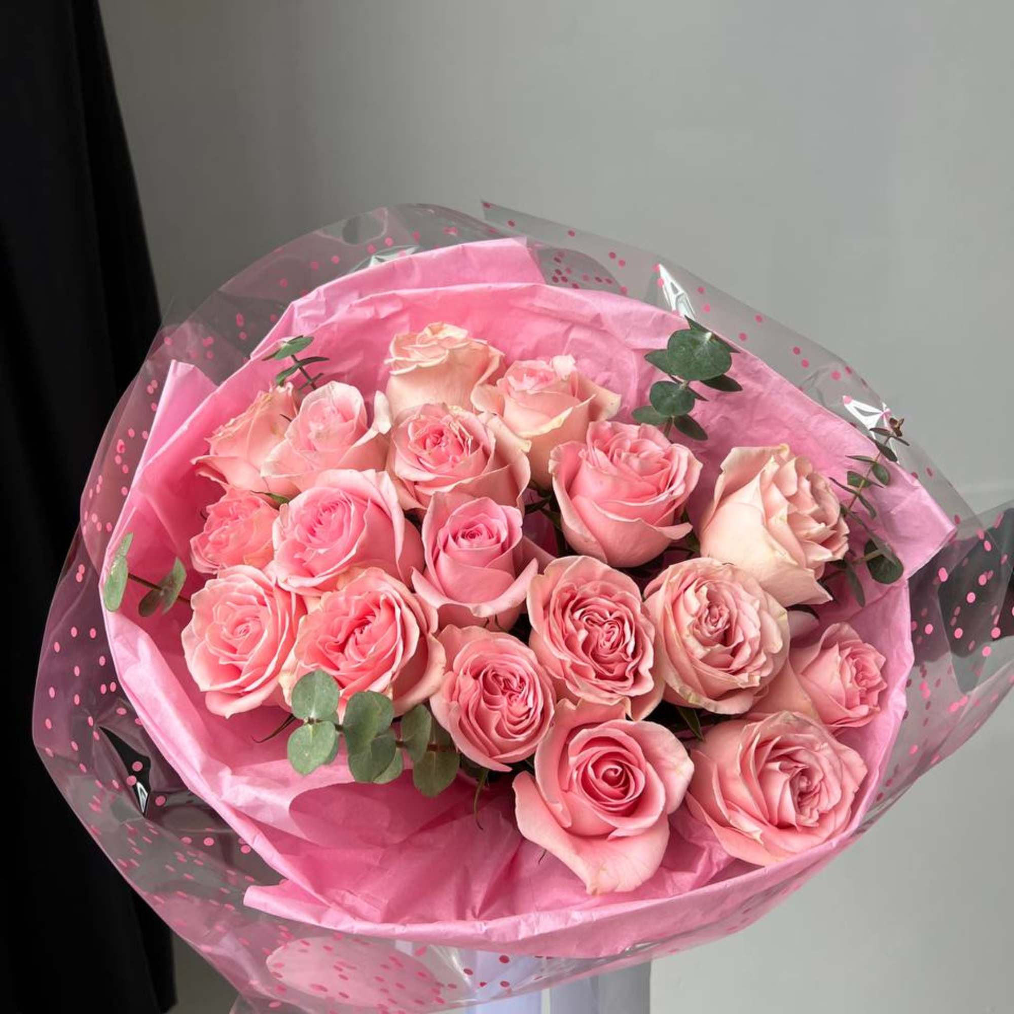 pink roses 