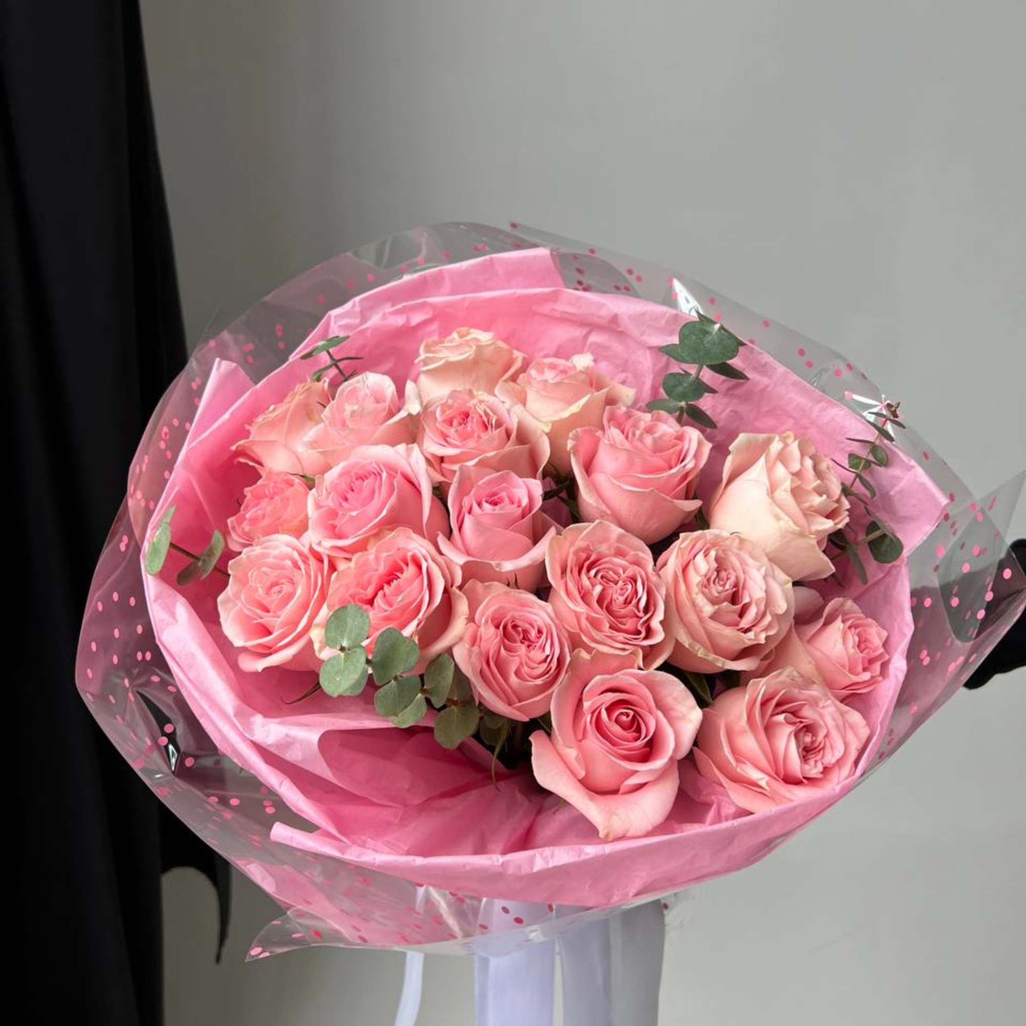pink roses 
