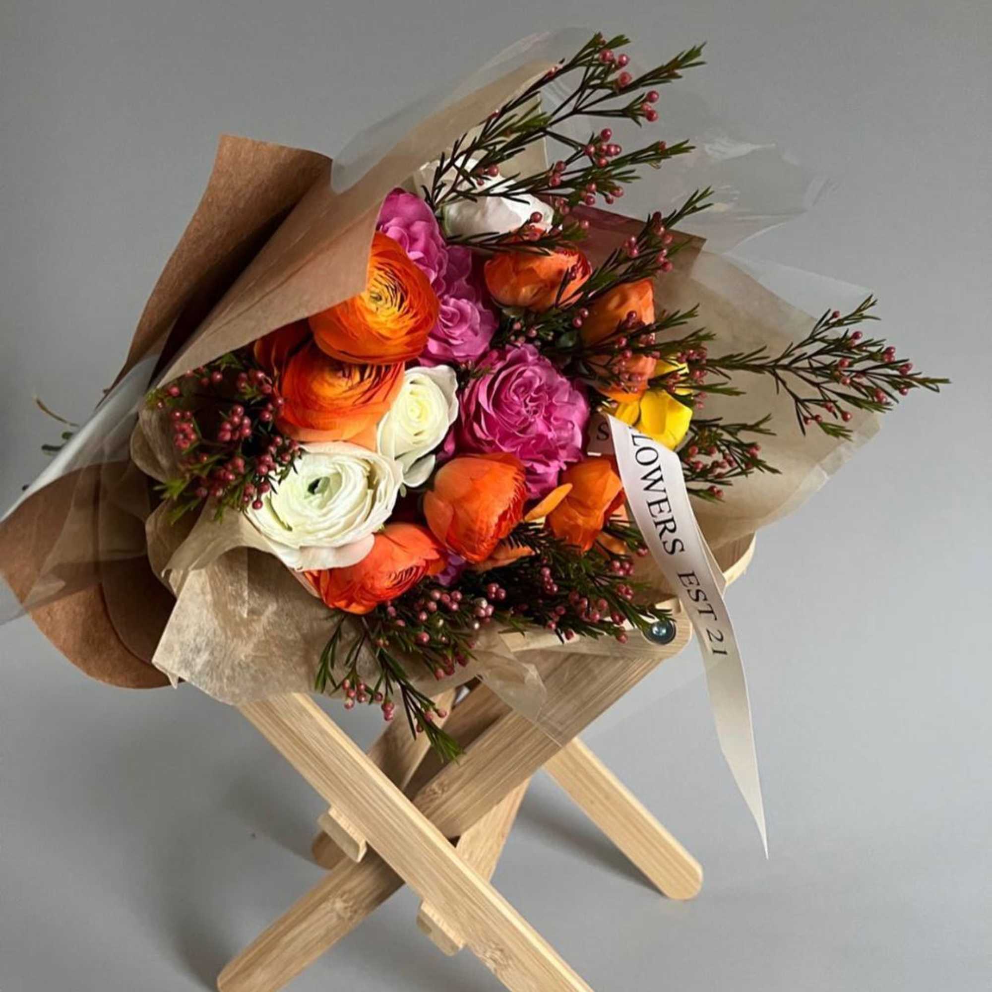 Ranunculus mix with garden roses