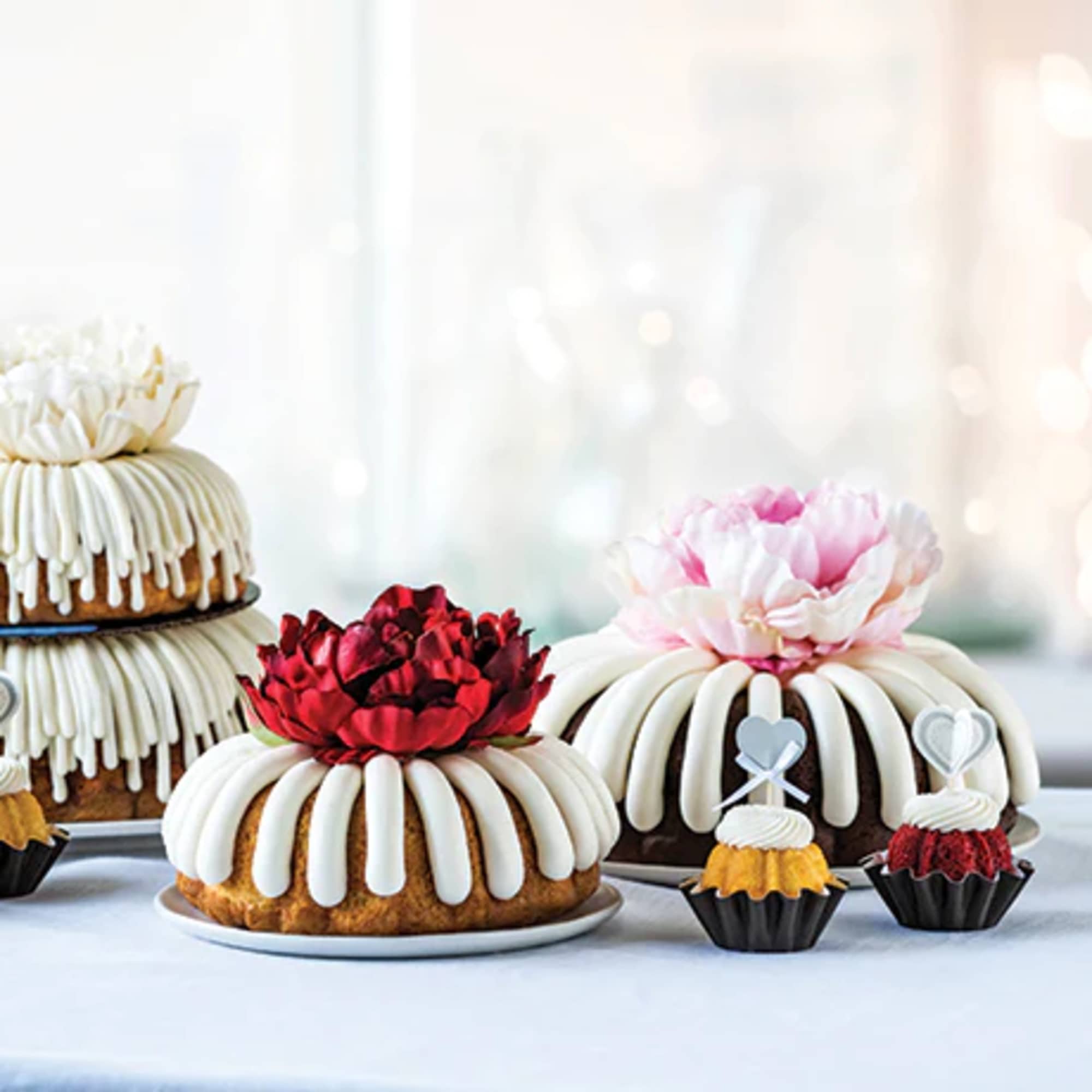 A special celebration or unique occasion, you can add to your flowers A special celebration or unique occasion, you can add to your flowers