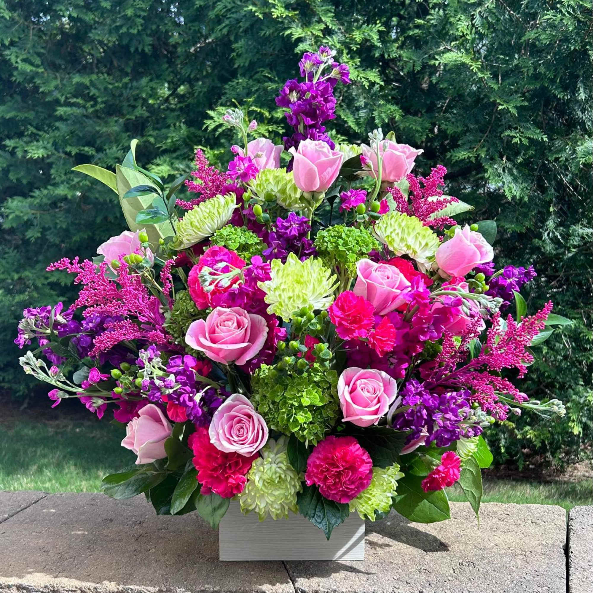 Fresh flower arrangement along fine foliage.
WHITEWASHED WOODEN BOX
Place your Order Online Monday