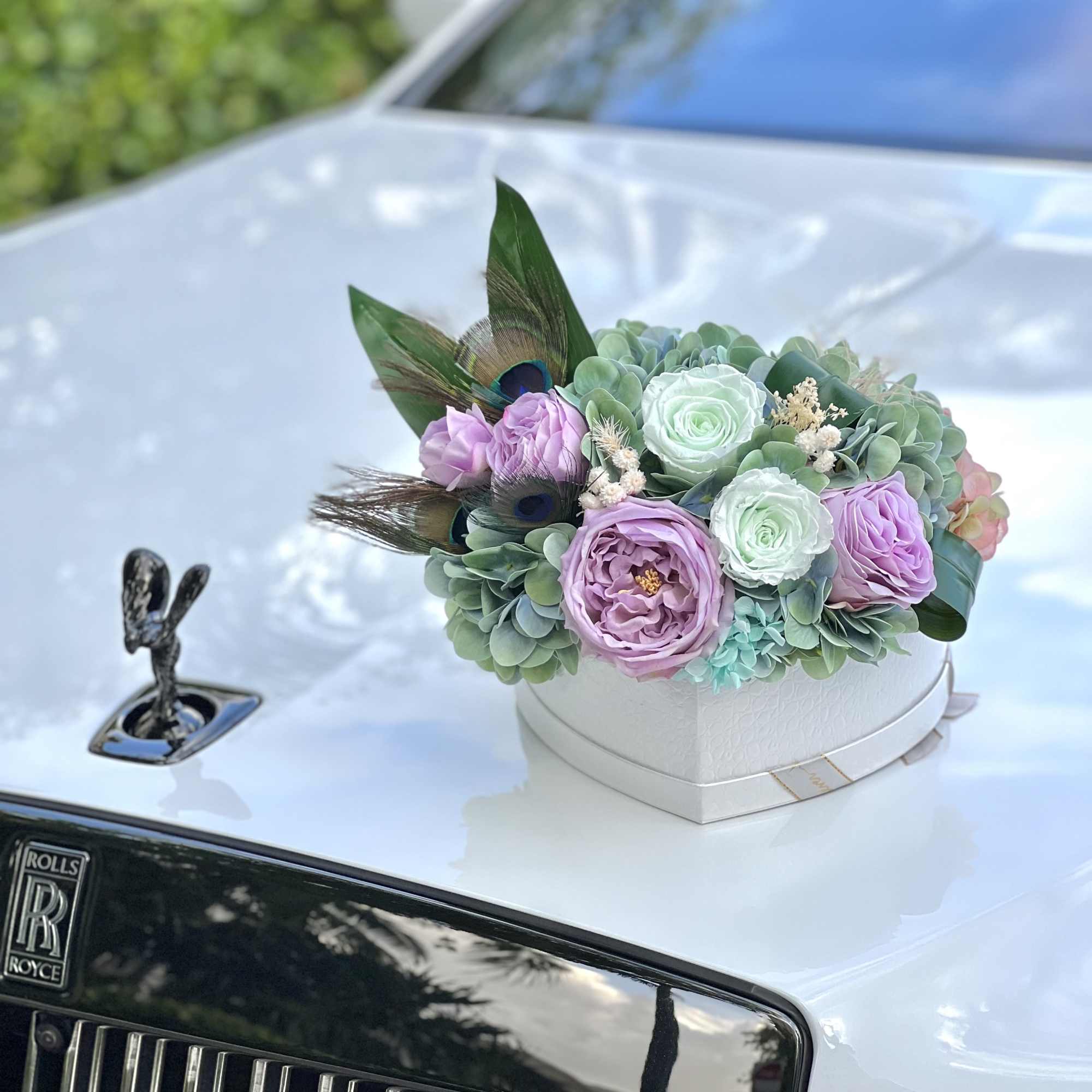 Discover the timeless elegance of the Eternal Grace arrangement &mdash; a luxurious