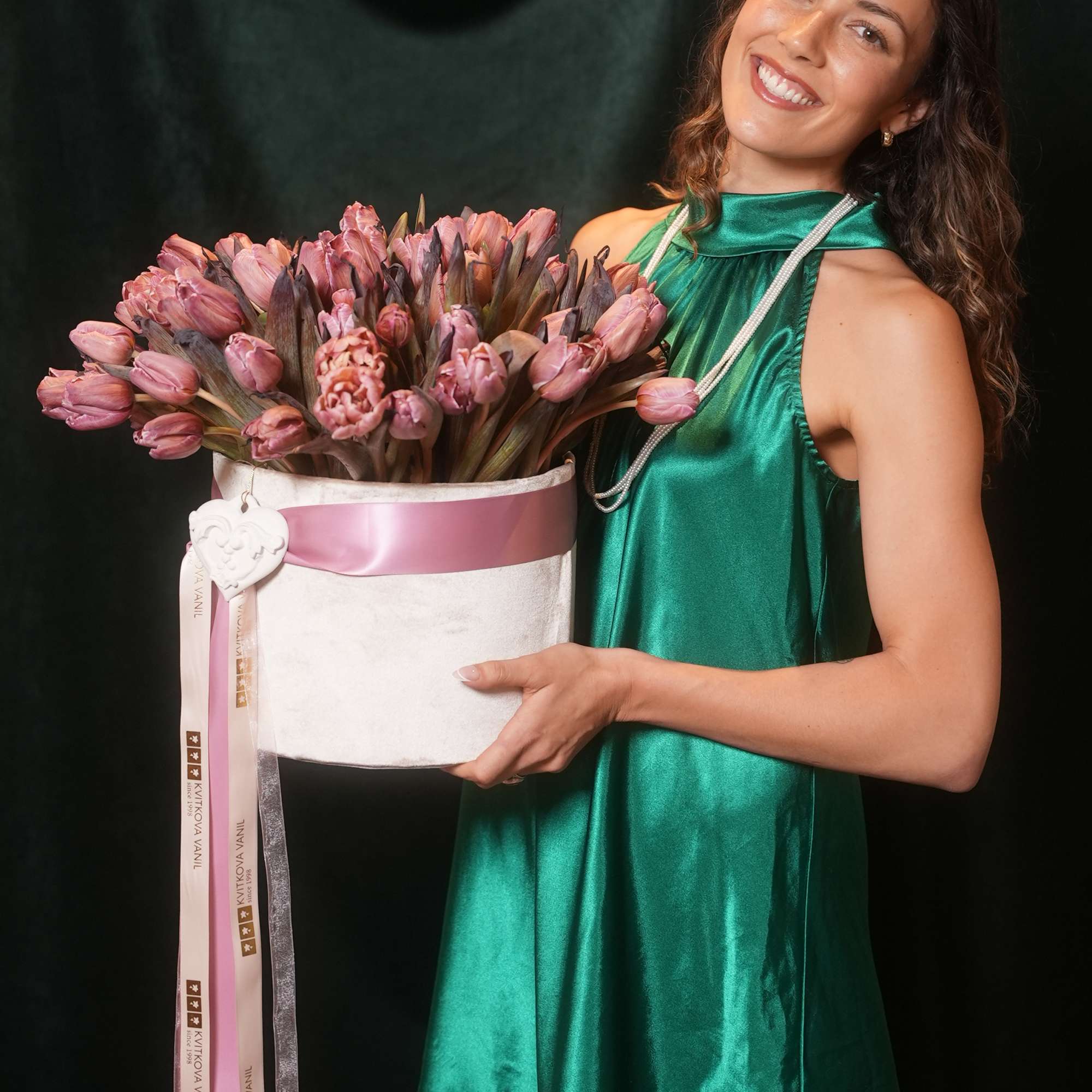 Spring Love Cocktail

The bouquet &quot;Spring Love Cocktail&quot; is a delicate and fresh