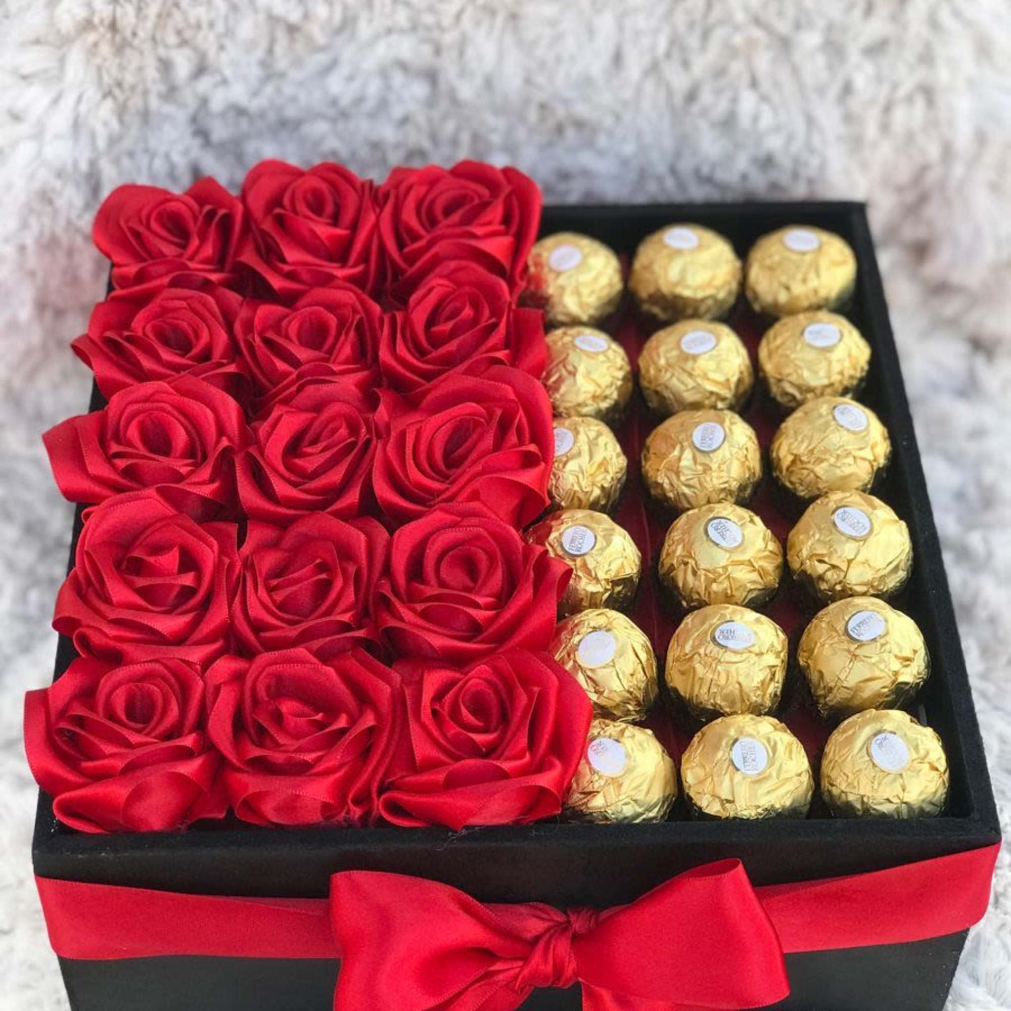 detalles elaborados para momentos especiales con chocolates fotos  y mensajes