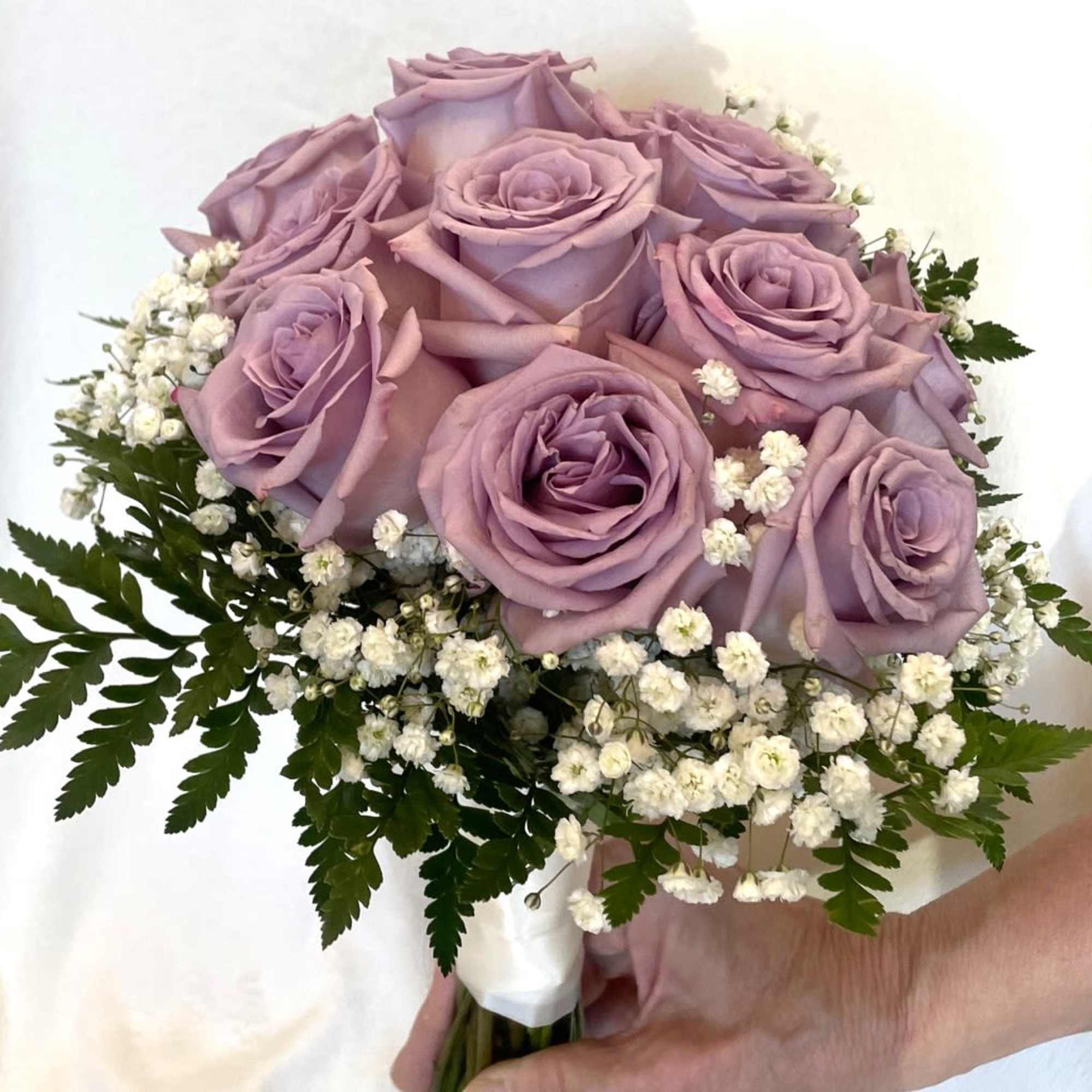 Bridal Bouquet - Roses and Babies Breath in Sparks, NV | Amy's Flowers and  Gifts, image size:2000x2000