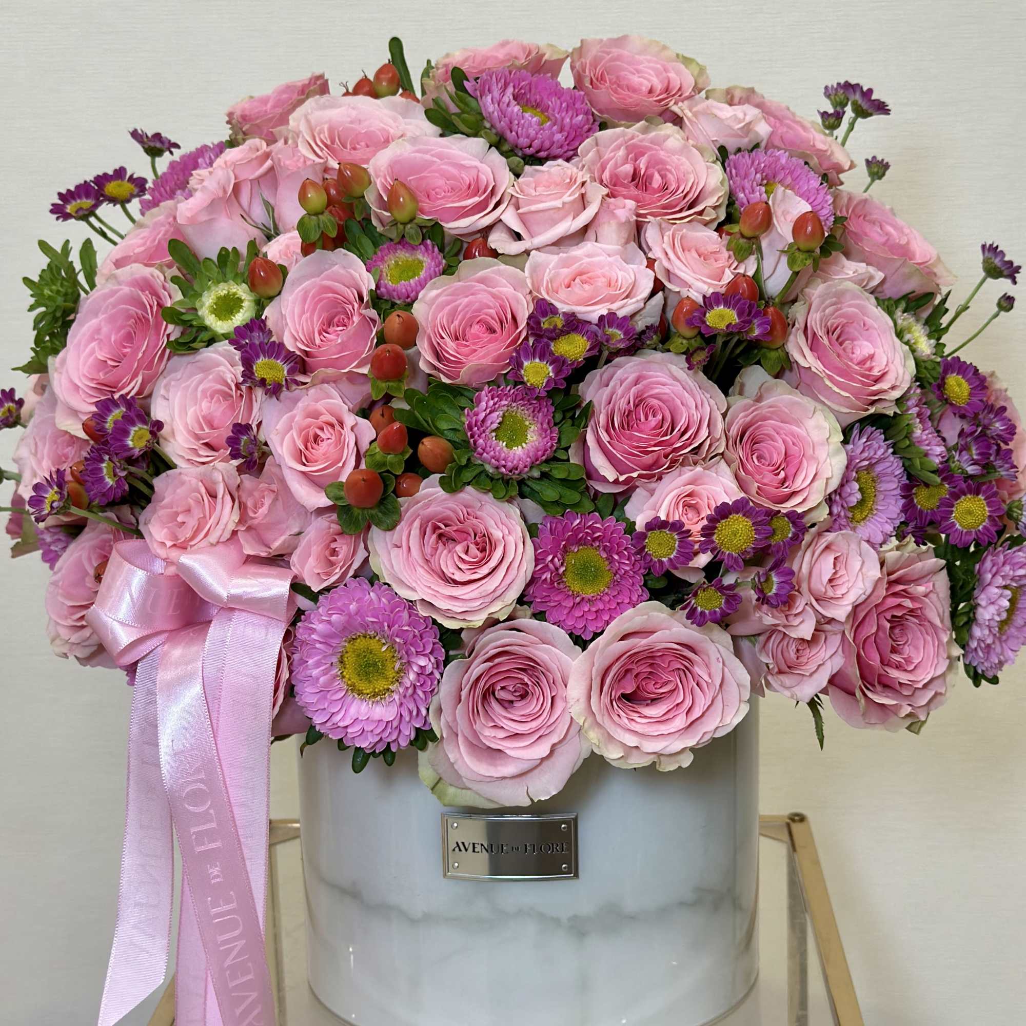 Elevate your gift-giving with our exclusive luxury Marble Boxes featuring beautiful pink