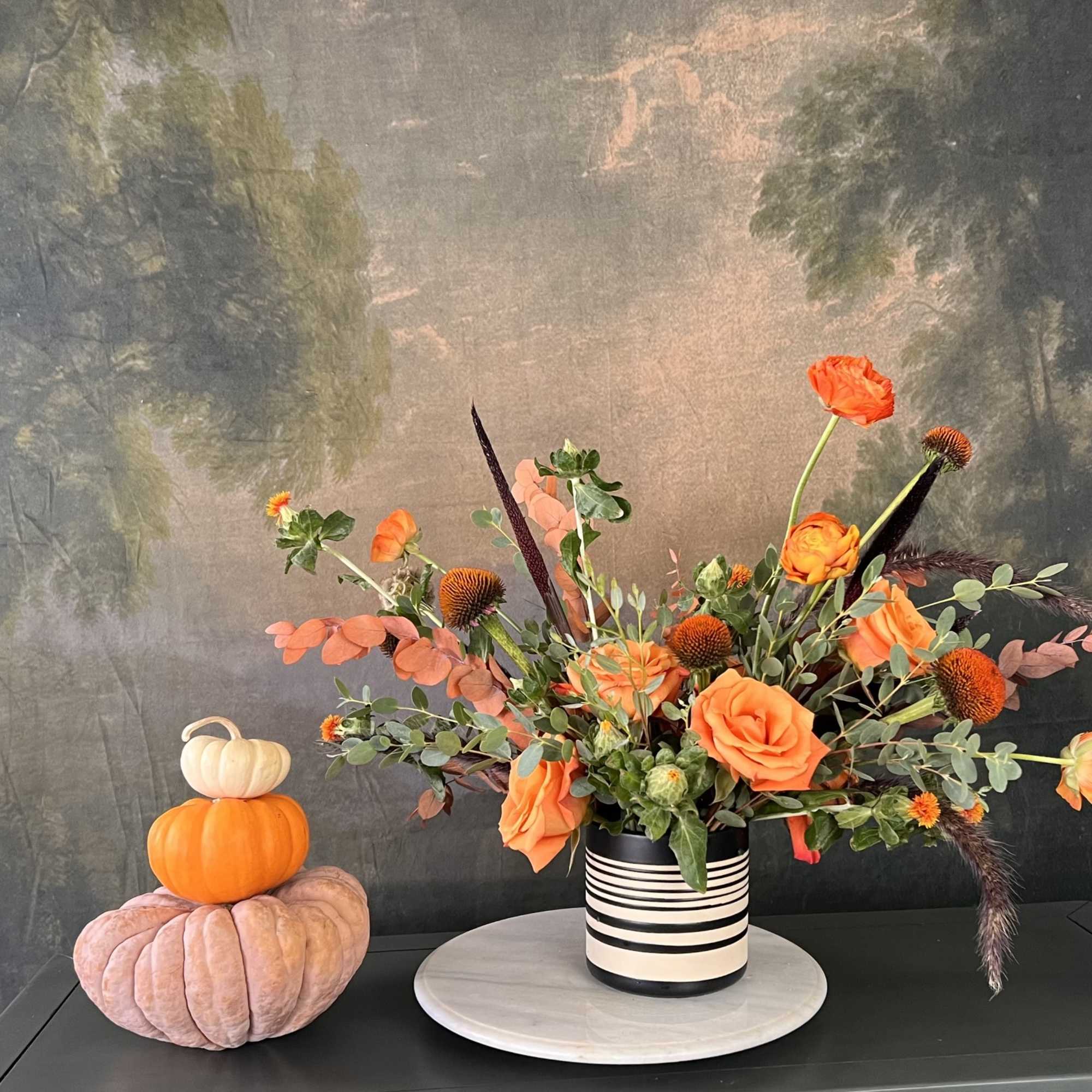 Send this Autumnal favorite to anyone who loves the Fall/Halloween season! (Pumpkins