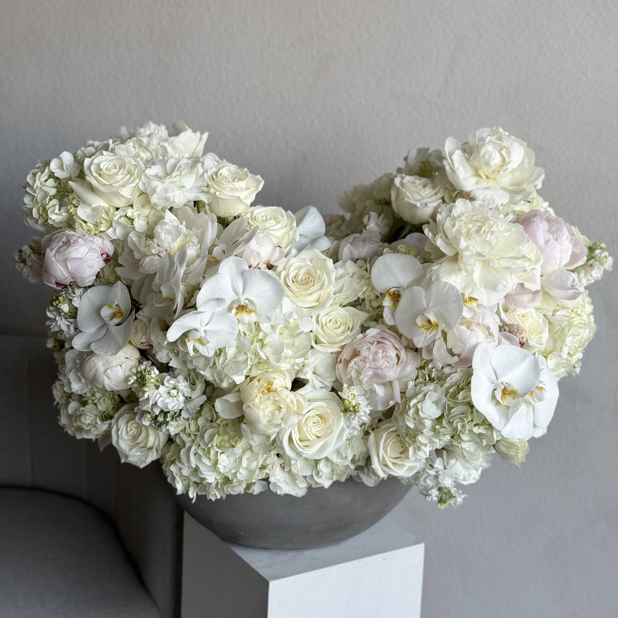 Timeless Romance &ndash; A breathtaking display of pure elegance and eternal love.