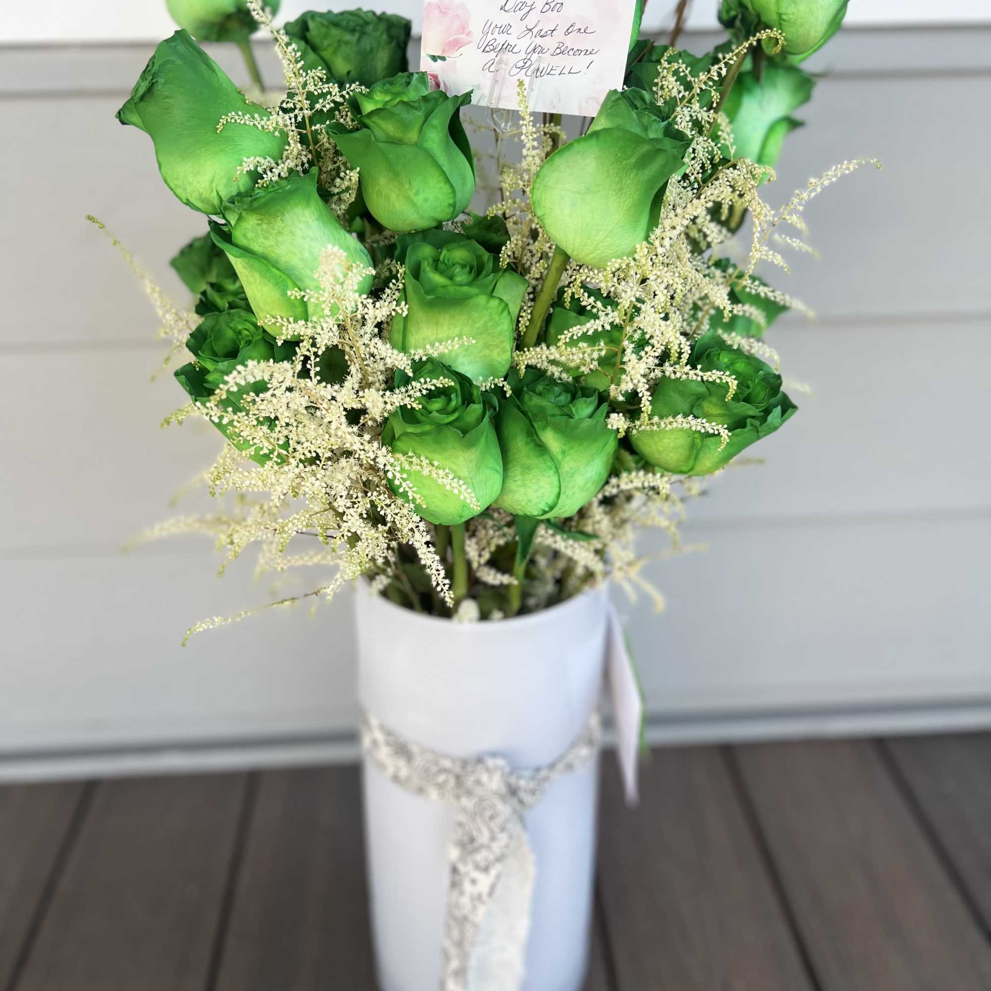 These roses come in unique colors, such as: black, deep purple, royal