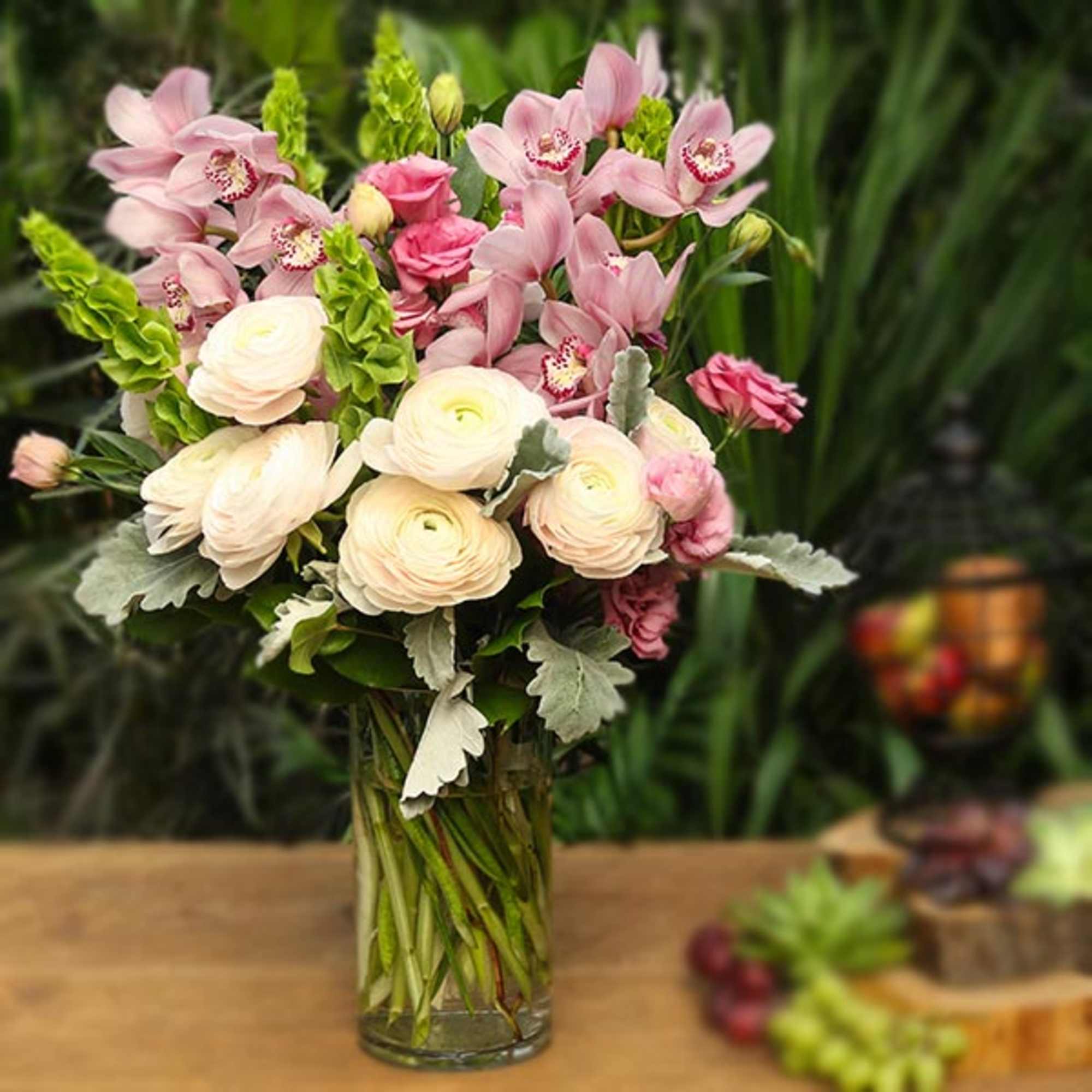 [ Height: 20&#039;&#039; - 21&#039;&#039; | Diameter: 12&#039;&#039; - 13&#039;&#039; ]Emojis will