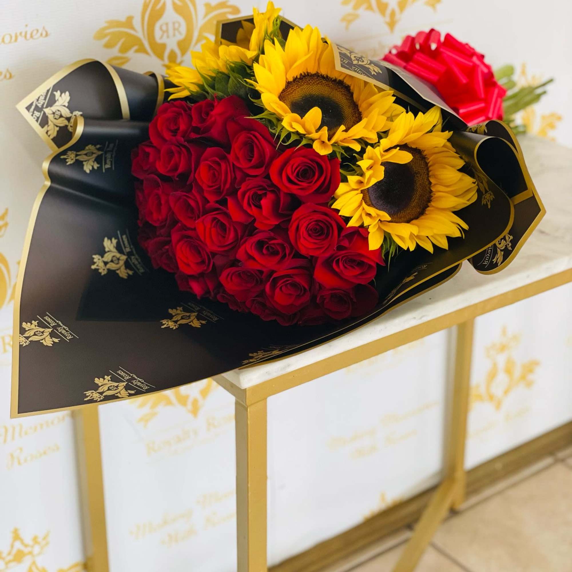 Elevate Your Love Story with Elegance!
Indulge in the majesty of our 24