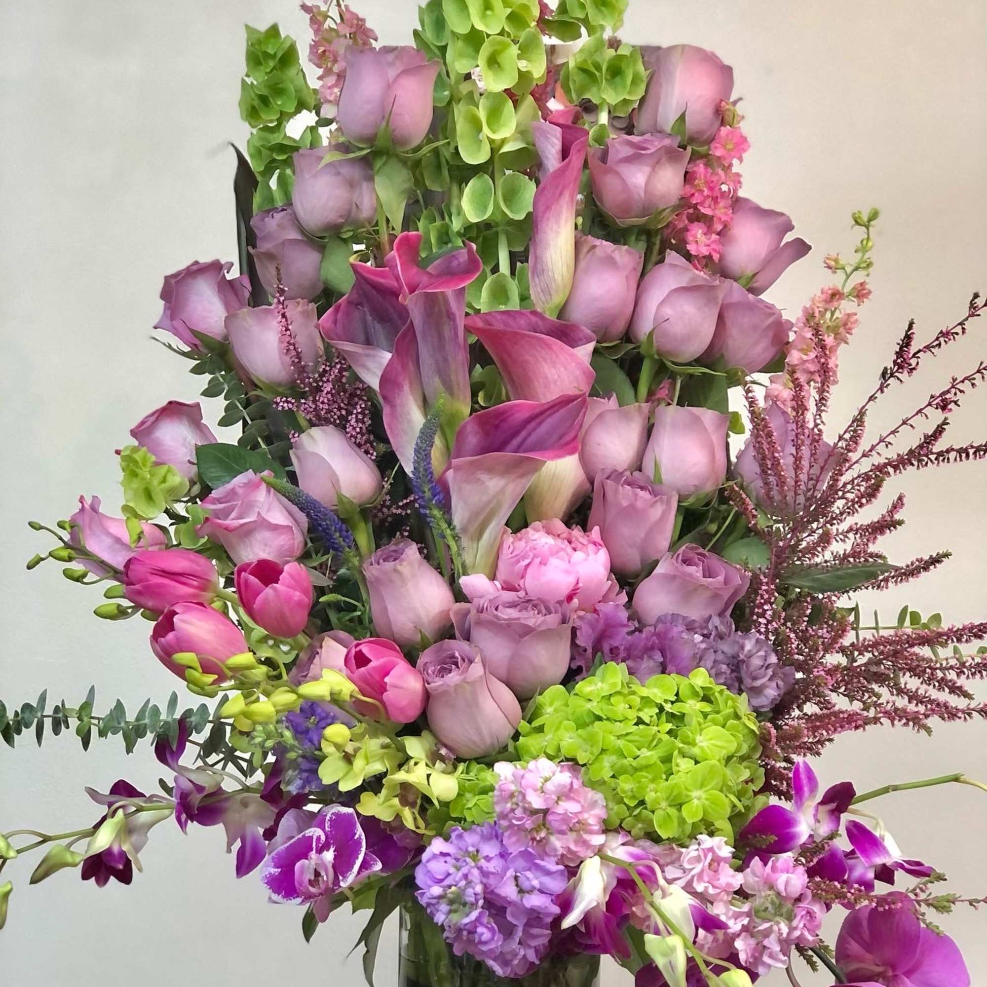This eye-catching arrangement will make you look up and down and make