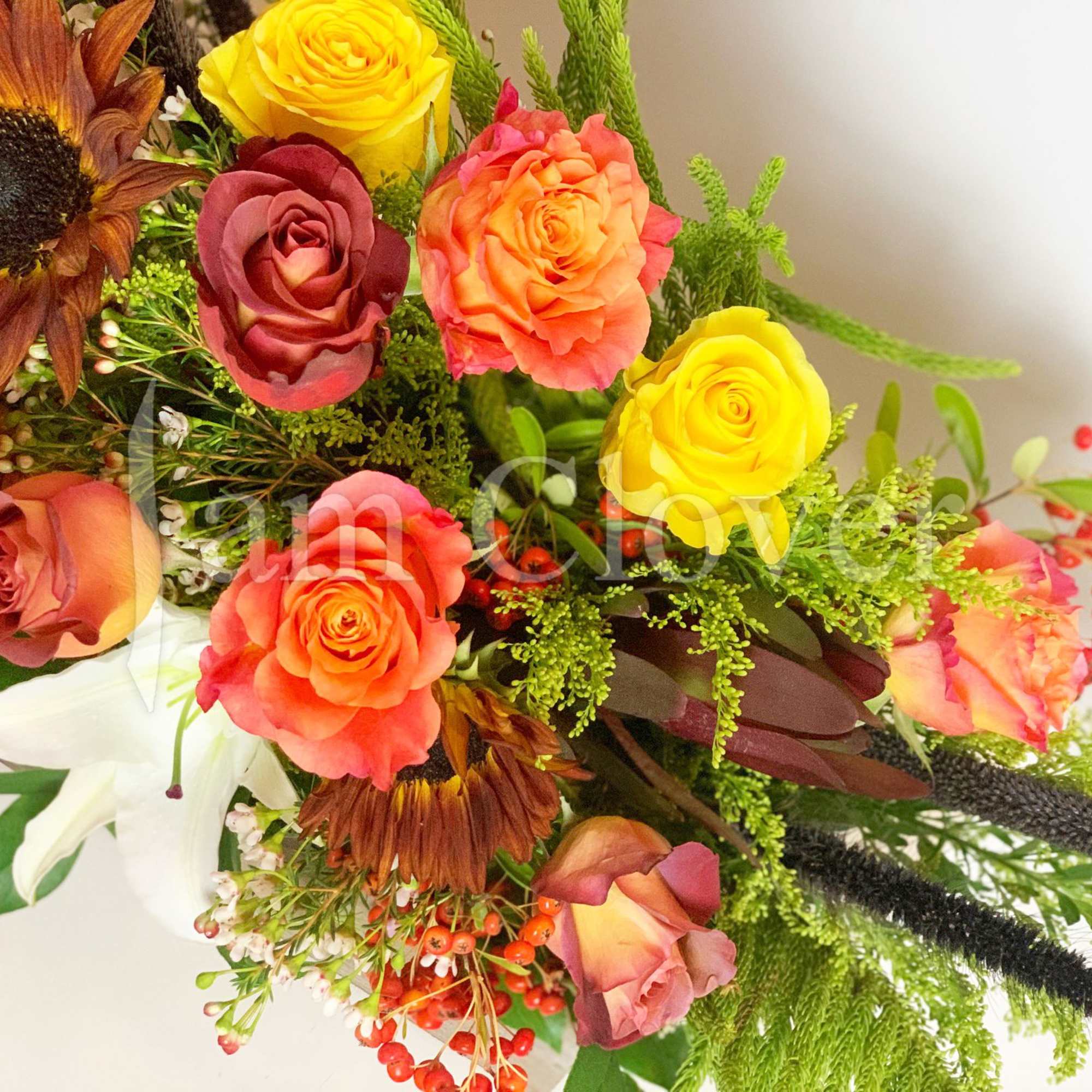 Table centerpiece will decorate any space with vibrant colors and fullness of