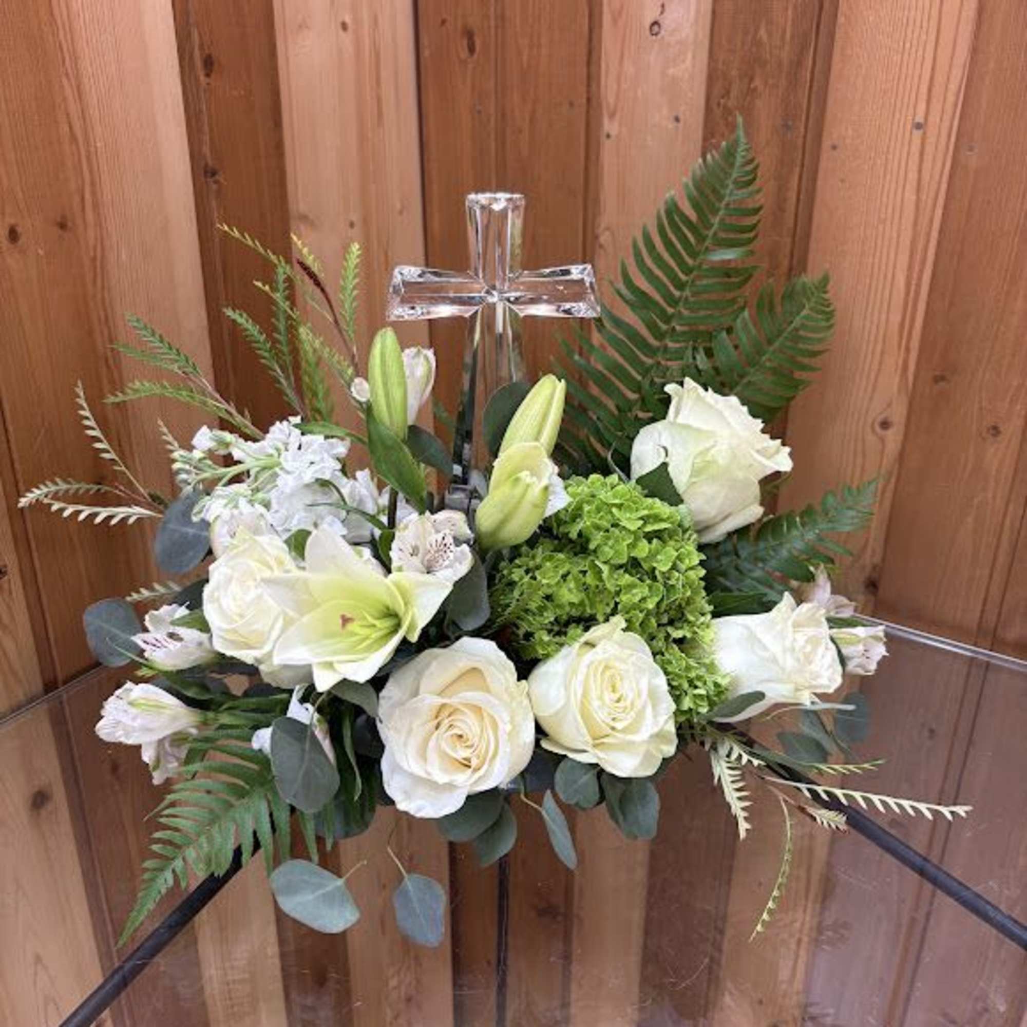 This reverant bouquet of serene white flowers is a beautiful sharing of This reverant bouquet of serene white flowers is a beautiful sharing of