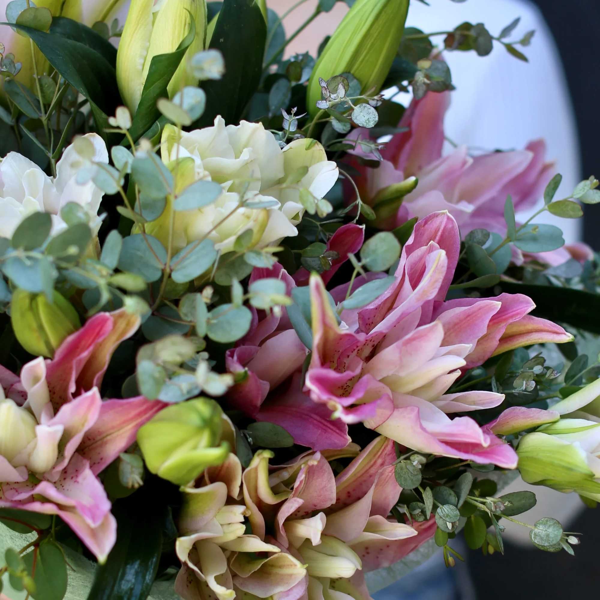 A lovely bouquet of lilies.