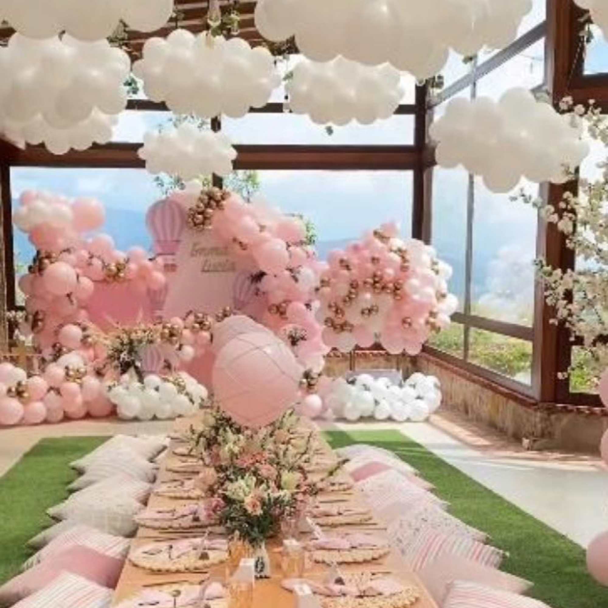 A party perfectly designed for adults or children to make the sweetest