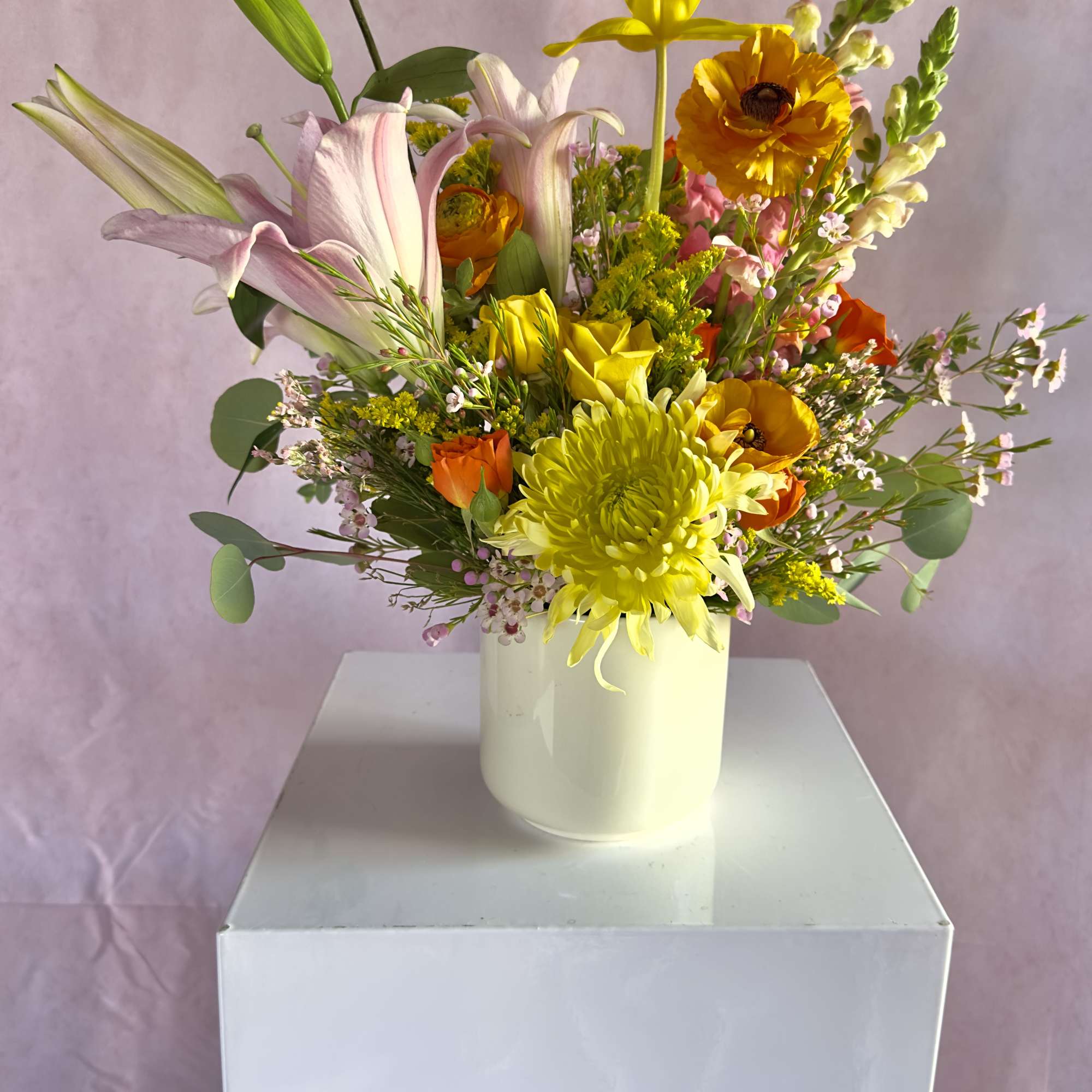 Charming and full of life, The Bonnie is an arrangement that blends