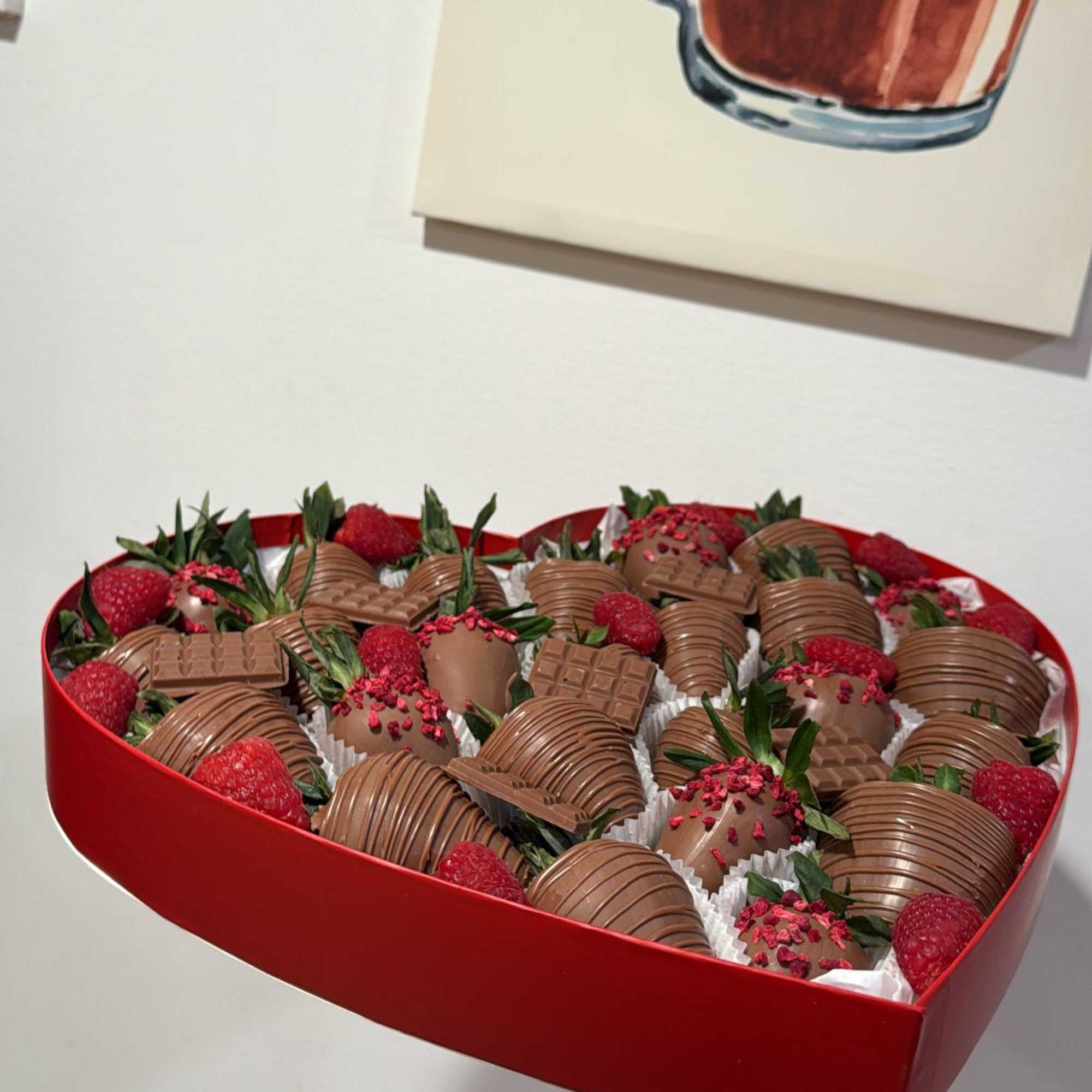 Here&rsquo;s a polished product description for you:  

**Heart Box &ndash; A