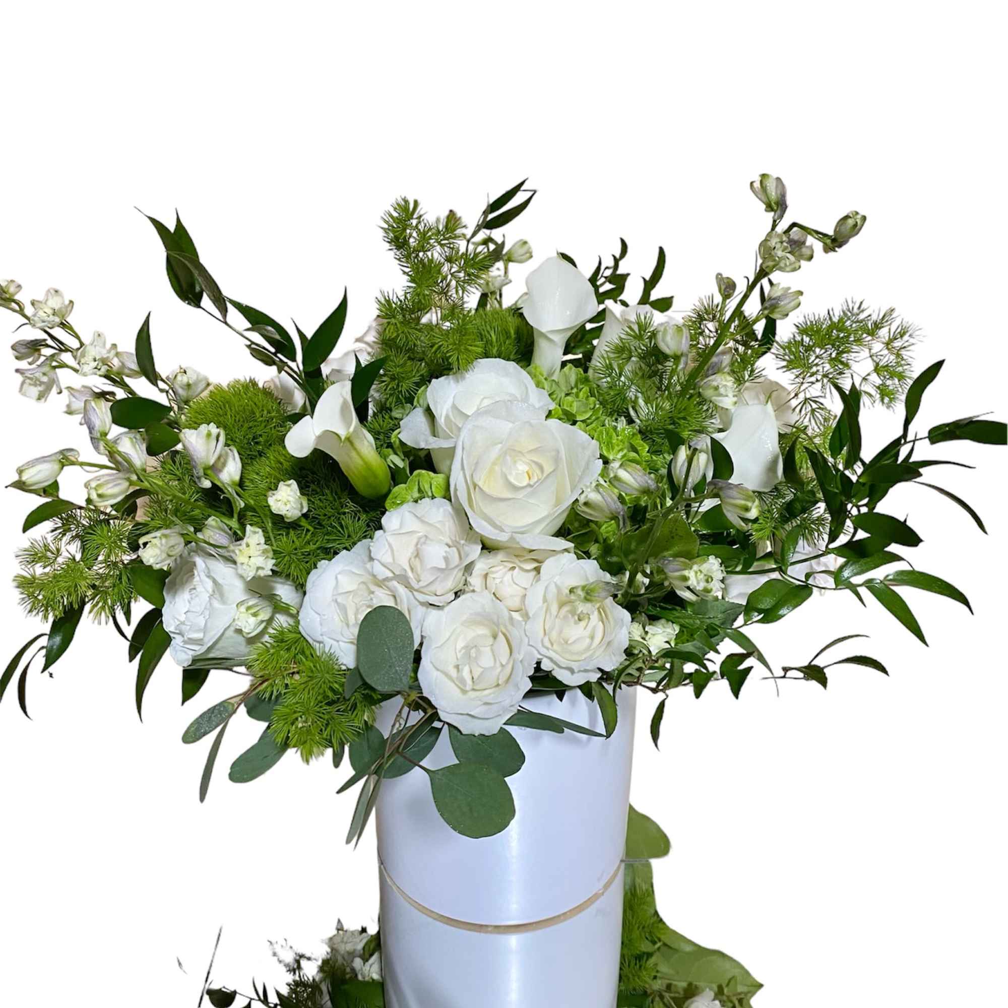 A premium designer&#039;s choice arrangement using season white flowers in short vase.