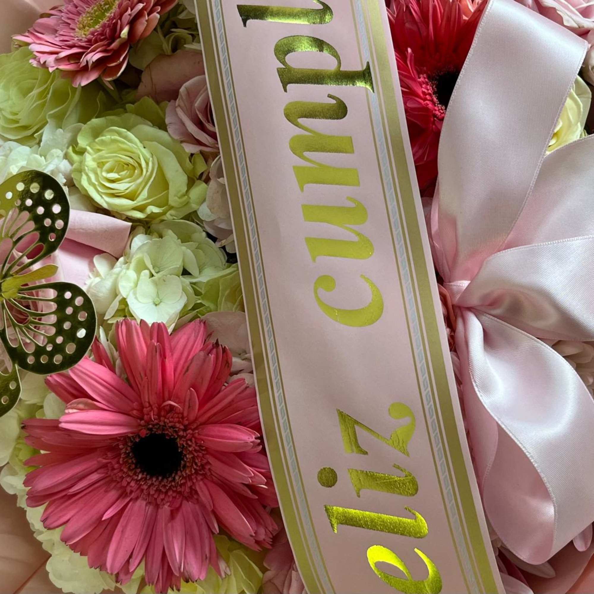 Stunning Girlie Birthday Premium Wrap with a printed ribbon, a crown and