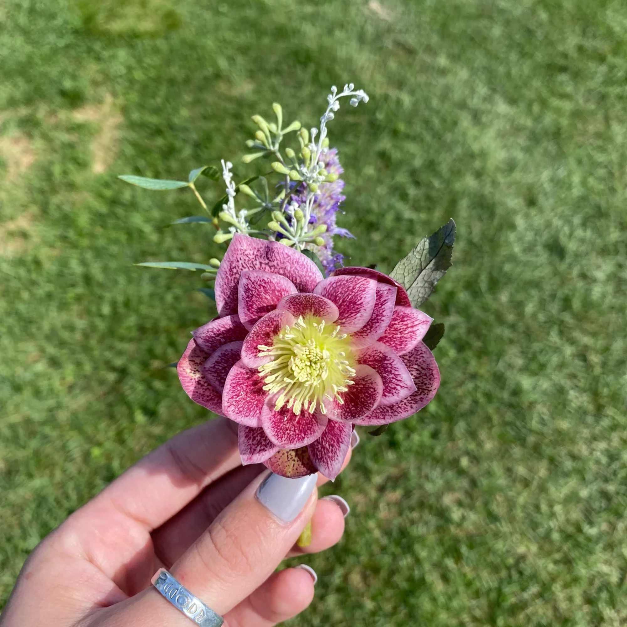 Don&rsquo;t underestimate the power of the boutonniere. These small floral pieces make