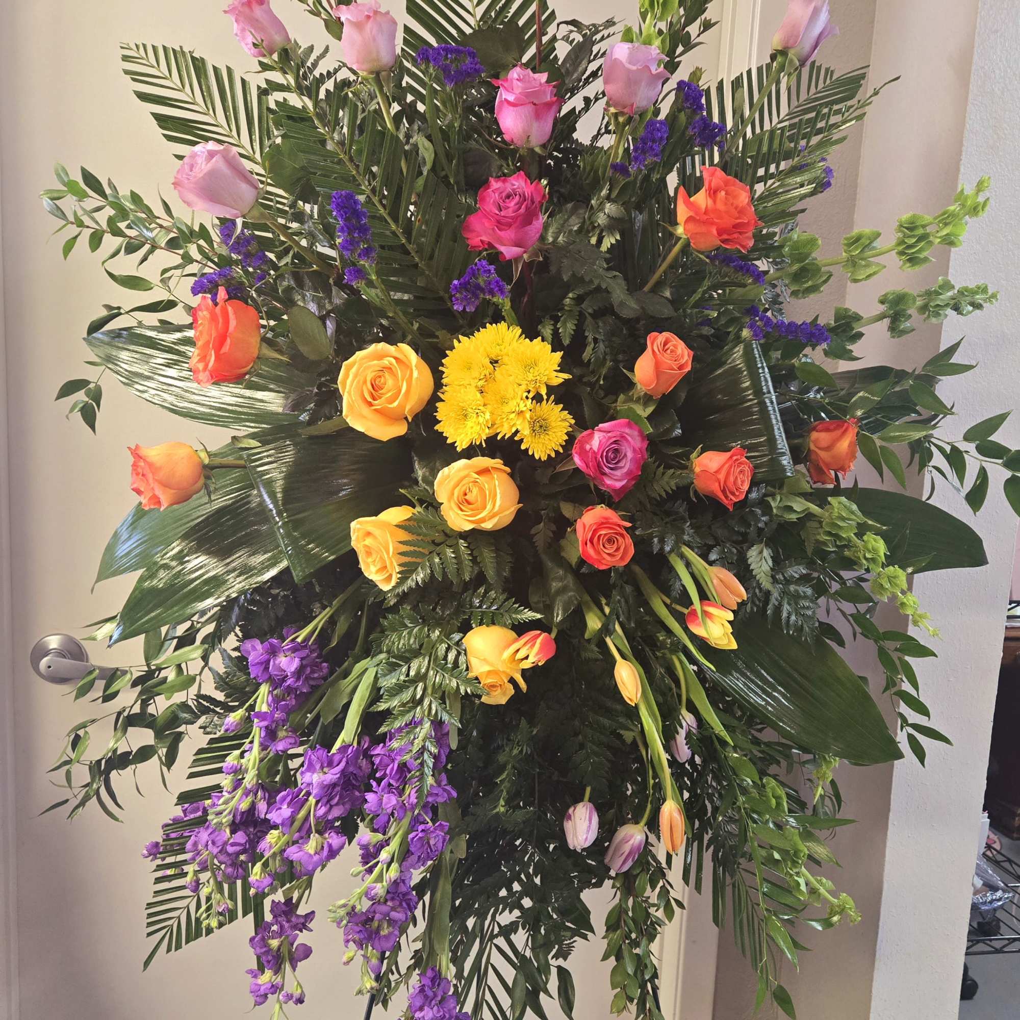 Spring standing spray 