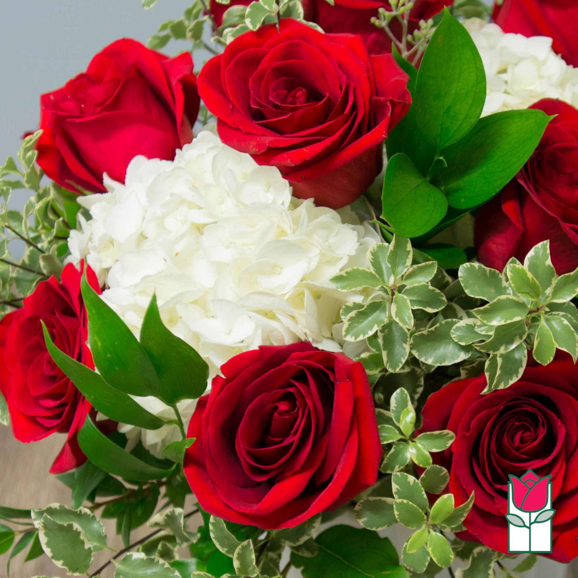 The Beretania Florist Gianna Compact Bouquet - Special Advanced Order Required
Approx. 14H