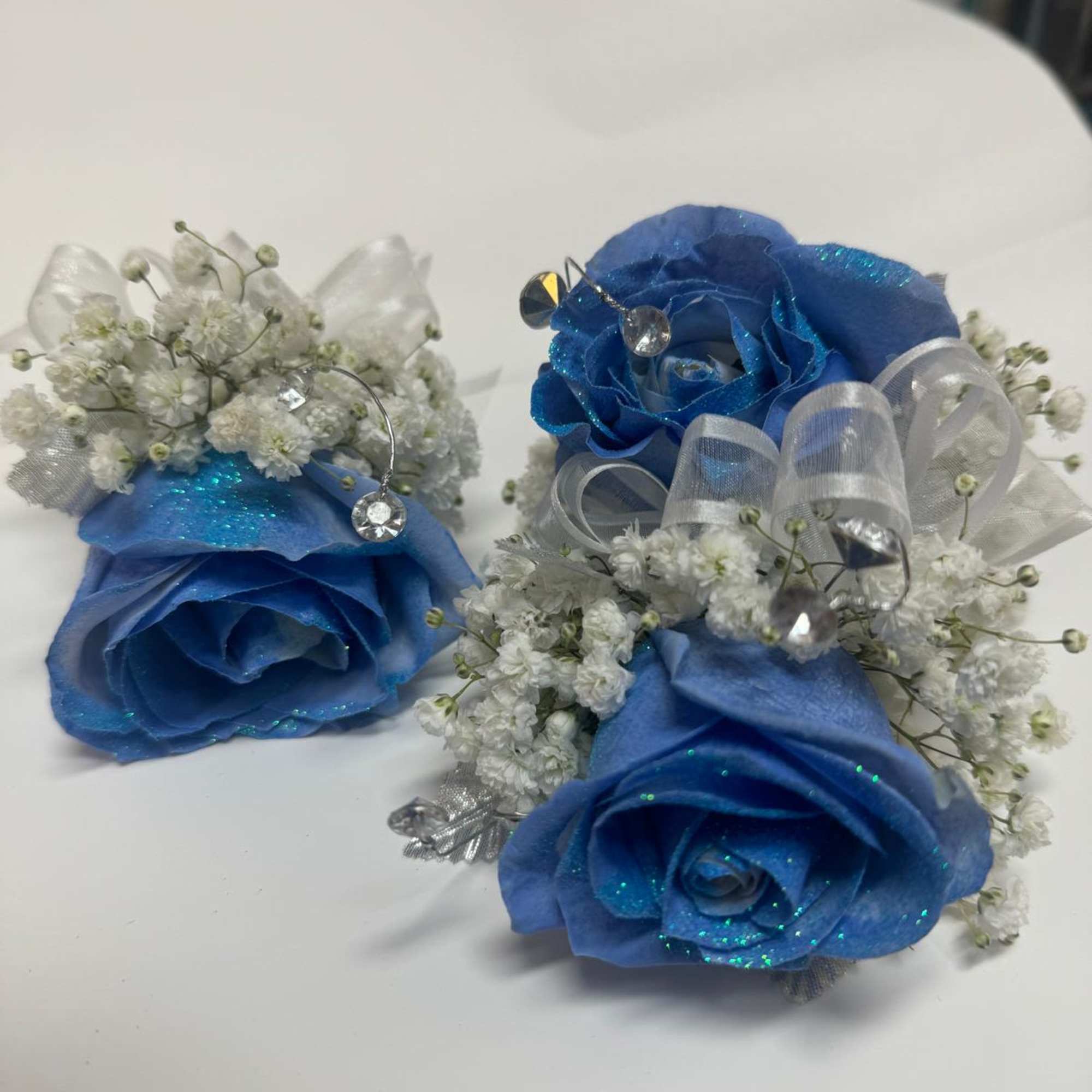 any color, please write on notes the color that you want! 