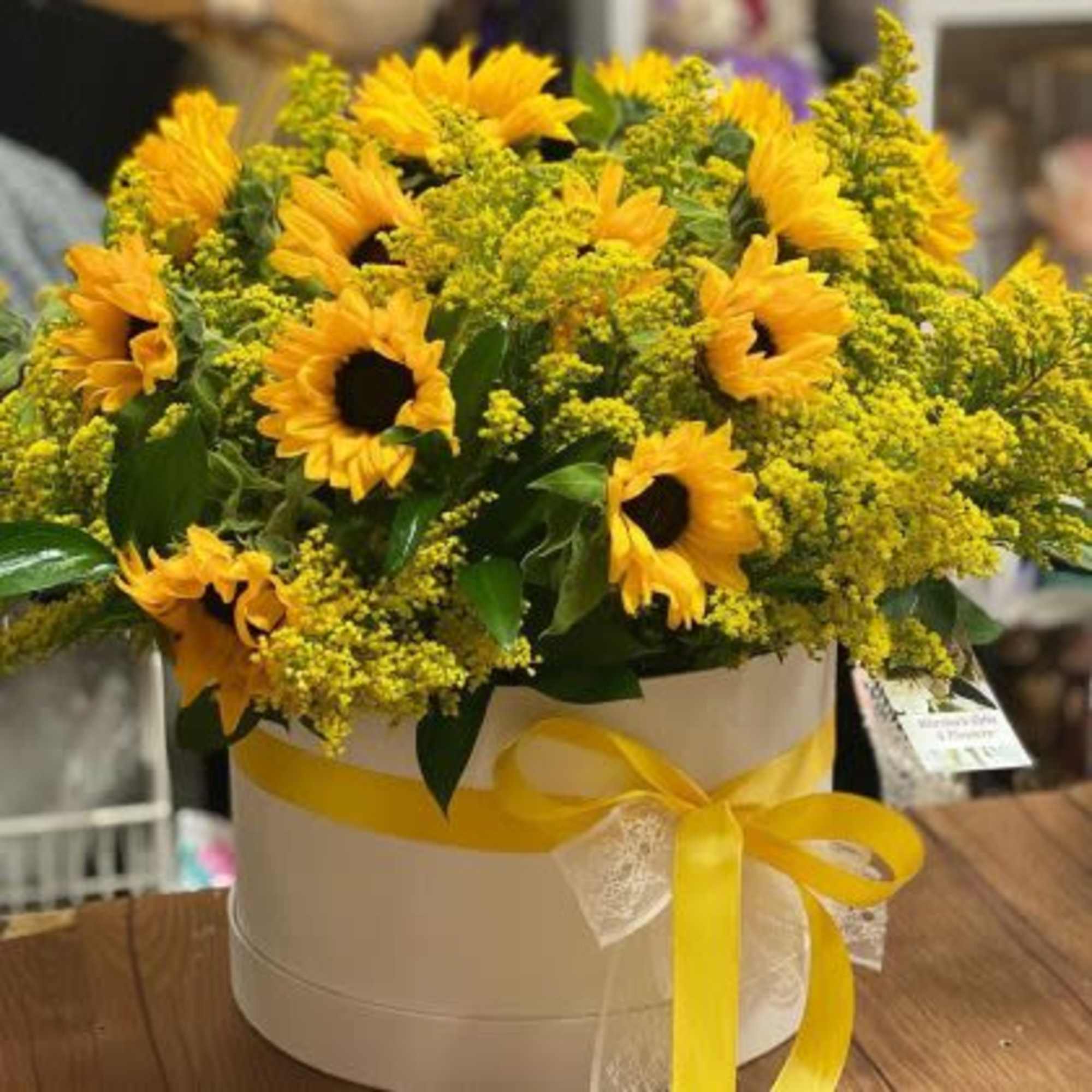 Flower Arrangement 31 in Brooklyn, NY | Narina's Gifts and