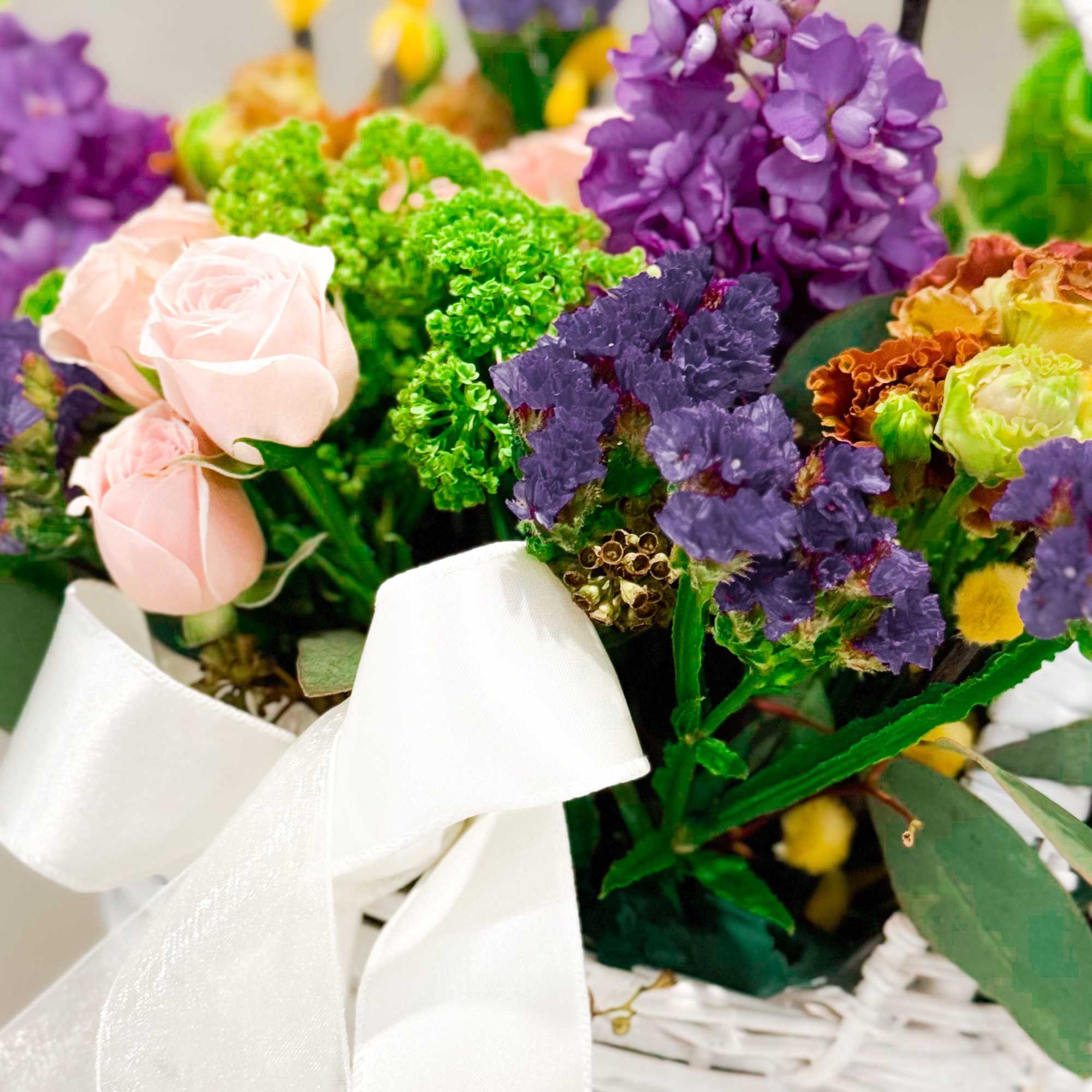 Say hello to Bounty Hampy — a full-on floral moment. This one’s Say hello to Bounty Hampy — a full-on floral moment. This one’s