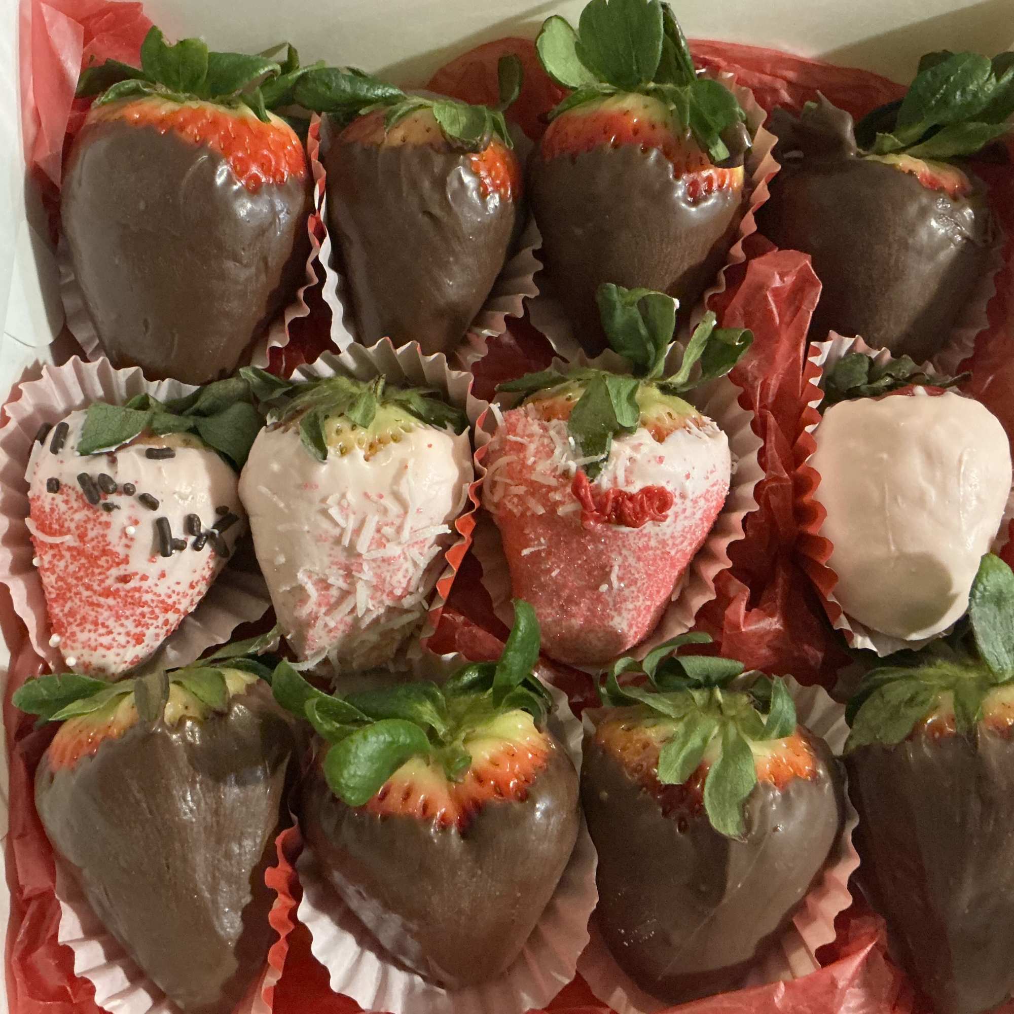 Strawberries dipped on Dark chocolate and milk chocolate, 