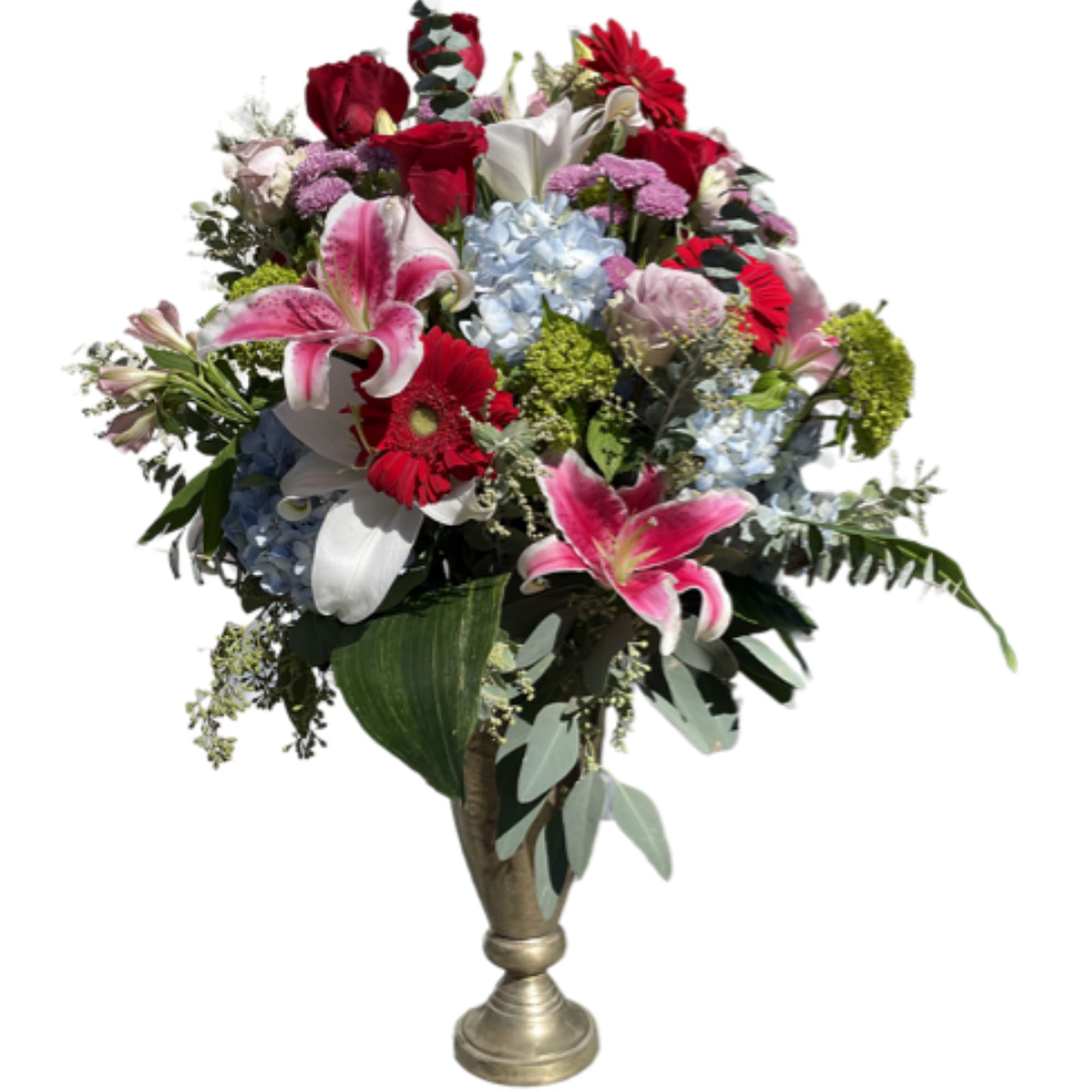 A Romantic Symphony of Stunning Blooms
Sweep someone off their feet with Lovestruck A Romantic Symphony of Stunning Blooms
Sweep someone off their feet with Lovestruck