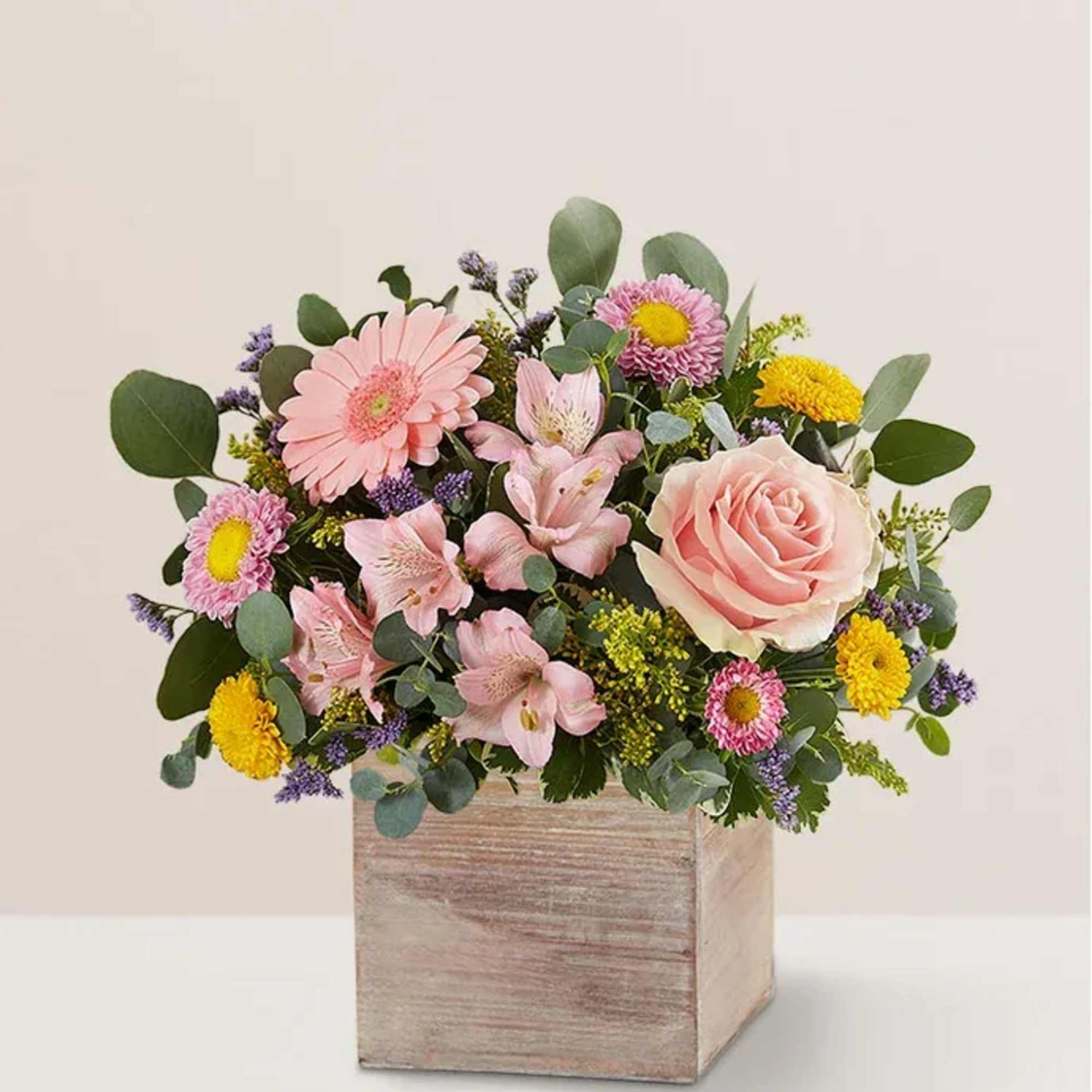About Spring Sentiment™ Bouquet
Spring is a time to refresh and reach out. About Spring Sentiment™ Bouquet
Spring is a time to refresh and reach out.