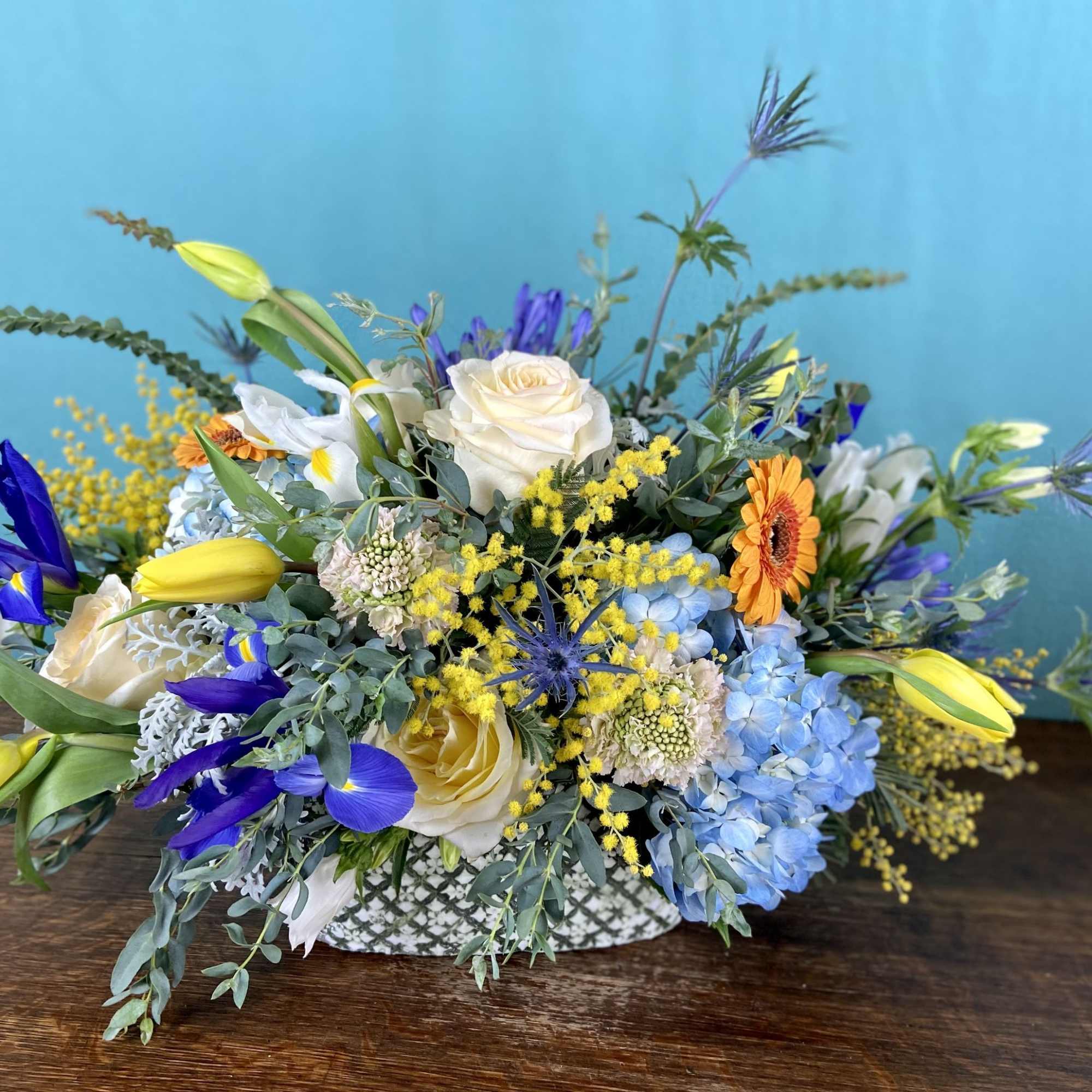 These floral arrangements are designed to be table centerpiece - where guests