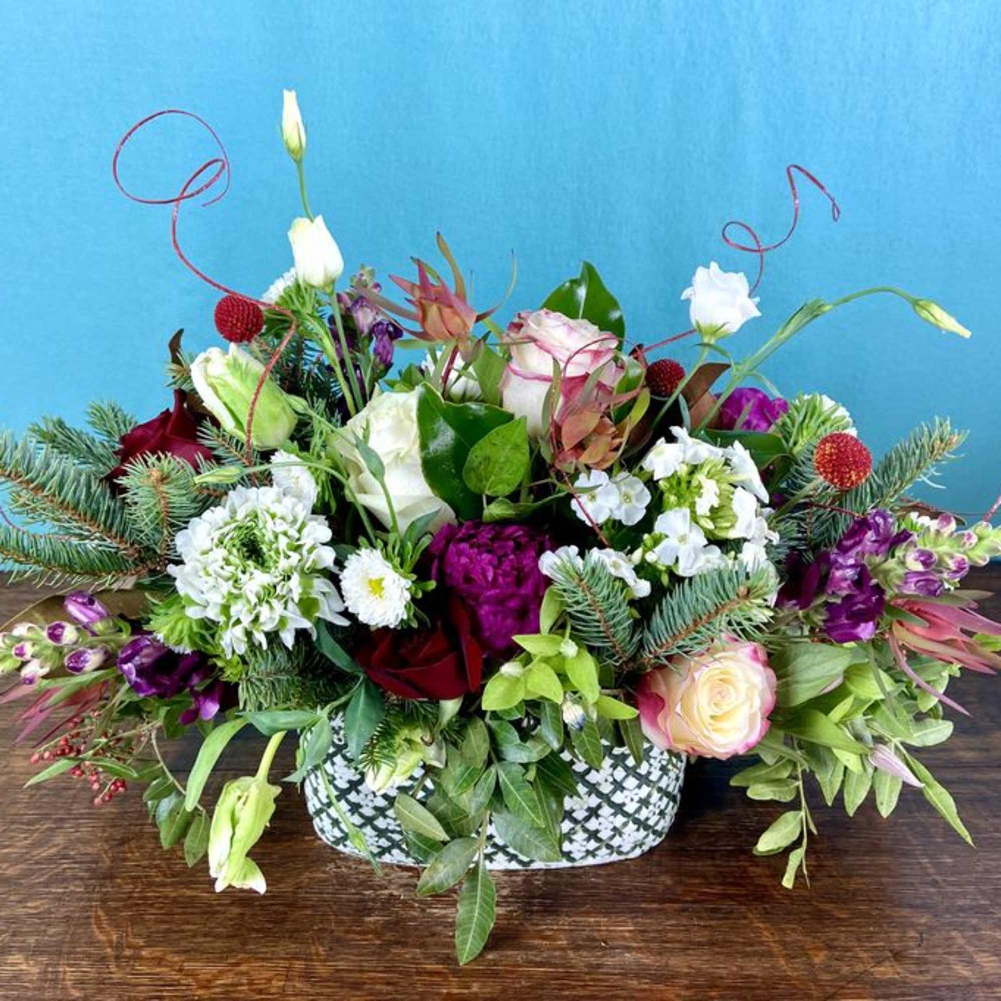 These floral arrangements are designed to be table centerpiece - where guests