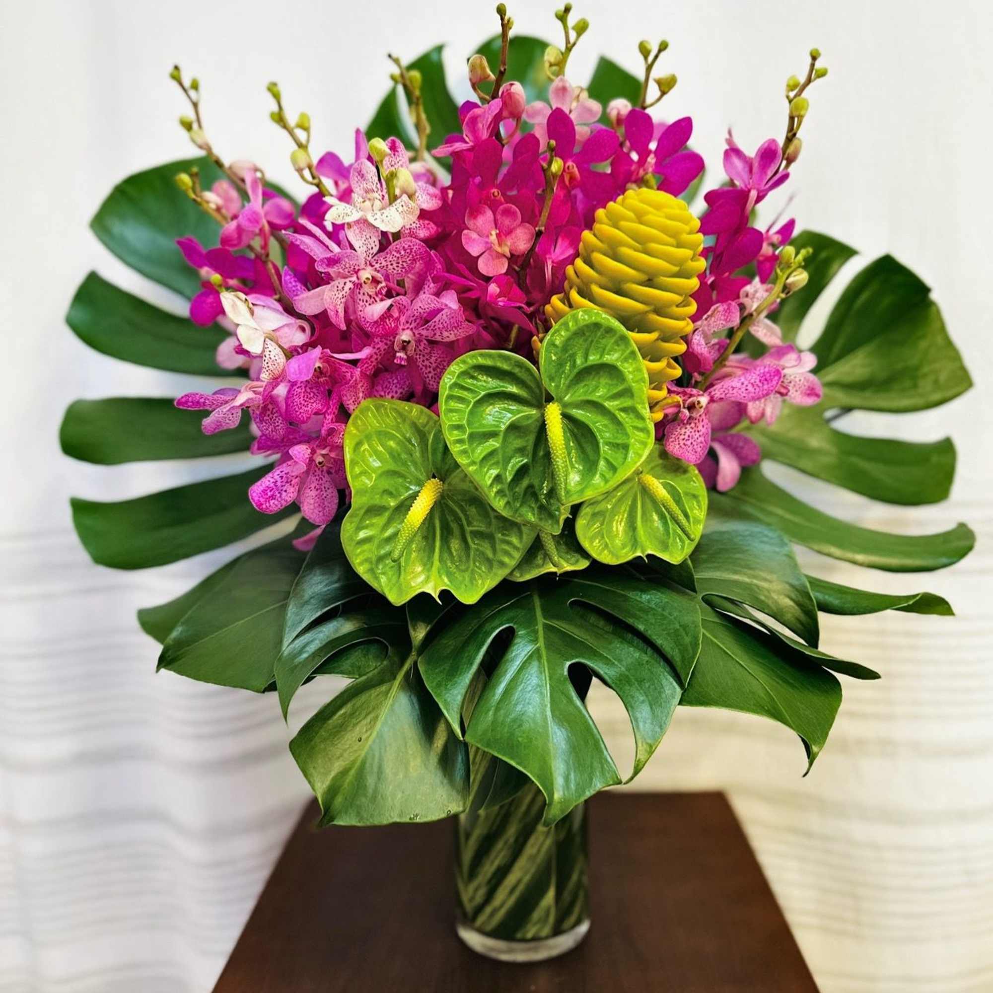 Tropical Radiance in Makawao, HI | By His Grace Flowers