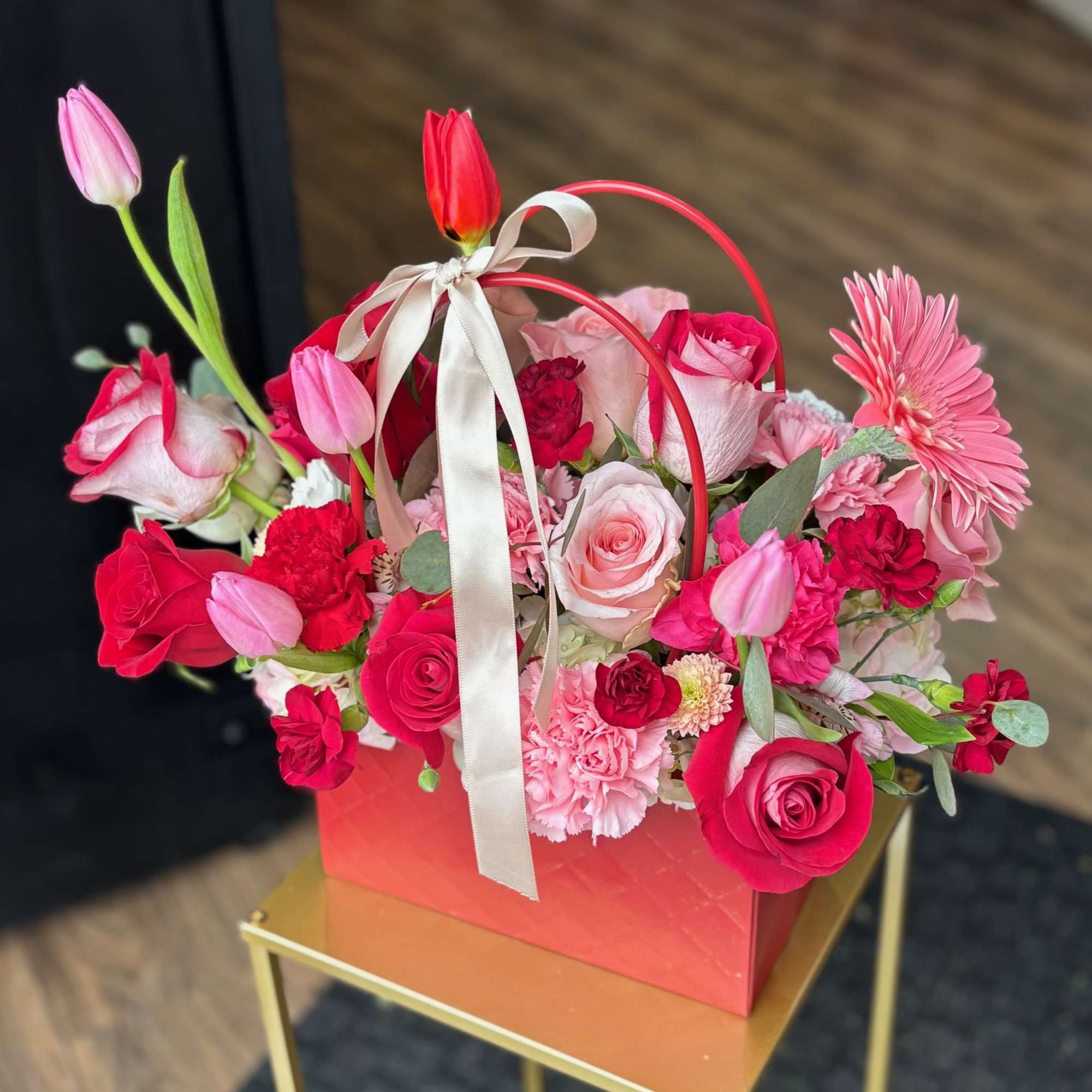 For all our fashionistas, a beautiful vibrant mix of pinks and reds For all our fashionistas, a beautiful vibrant mix of pinks and reds
