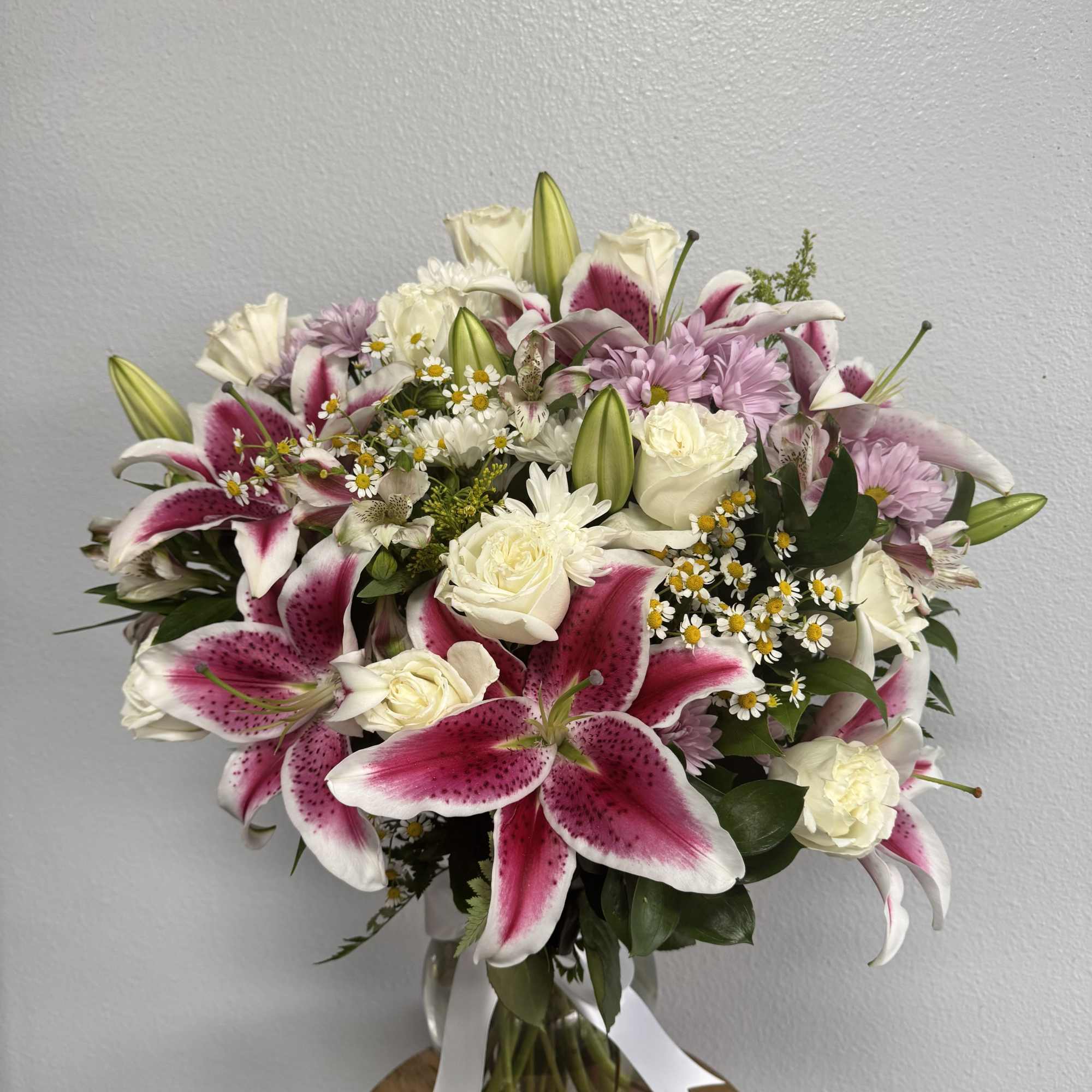 Having trouble deciding on an arrangement? 
Let us design a perfect mixed