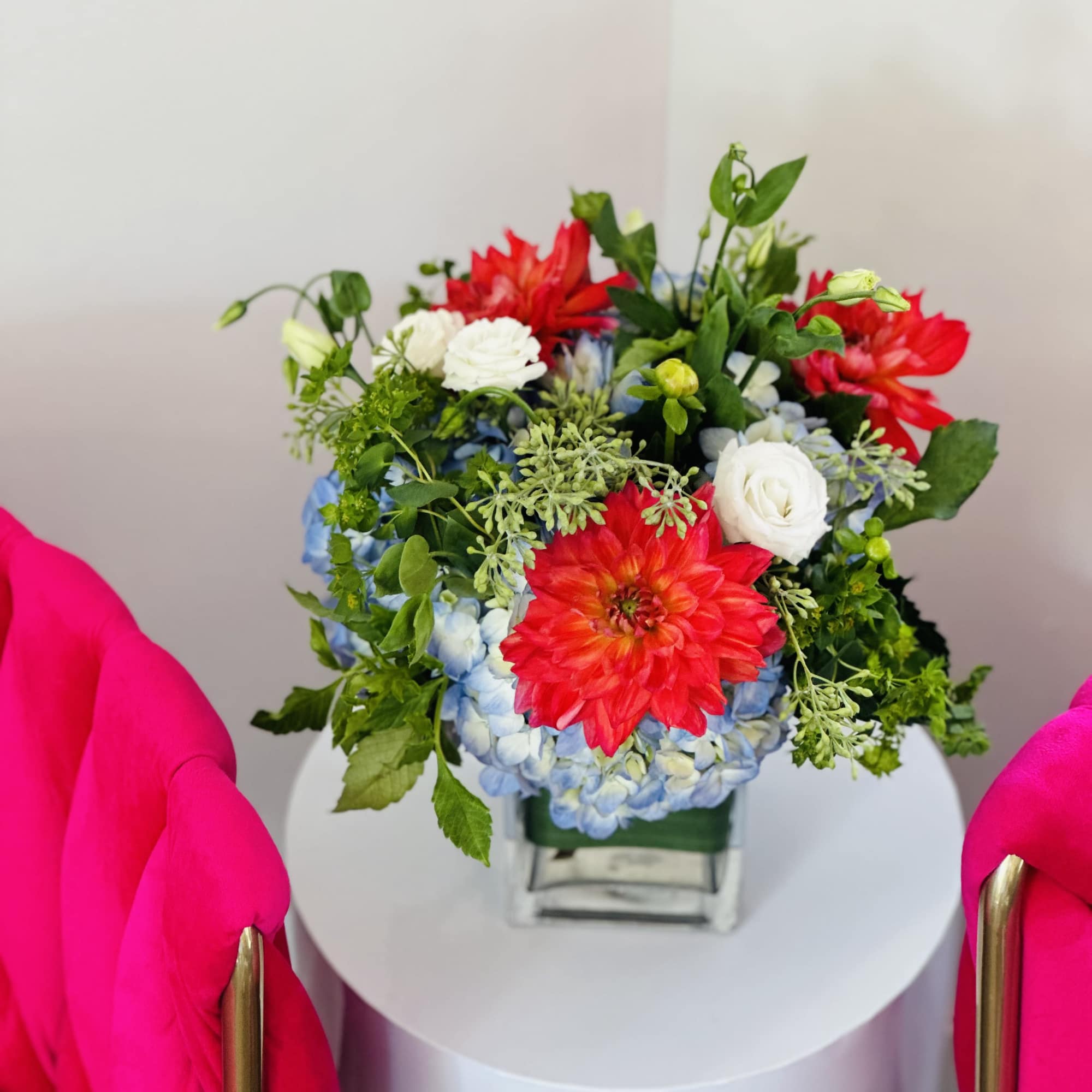 Dahlia, hydrangea, Lisianthus