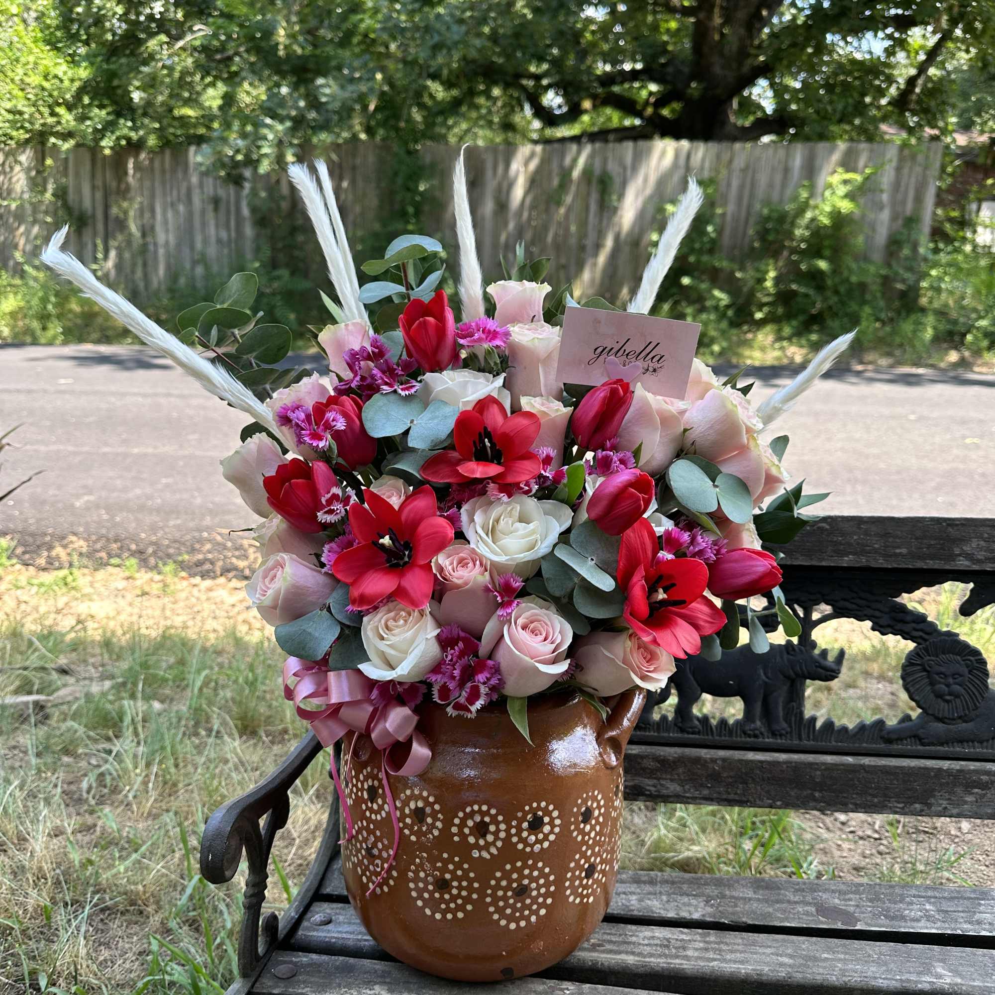 Mexican &ldquo;ollita&rdquo; full of flowers, they are freestyle all are different and