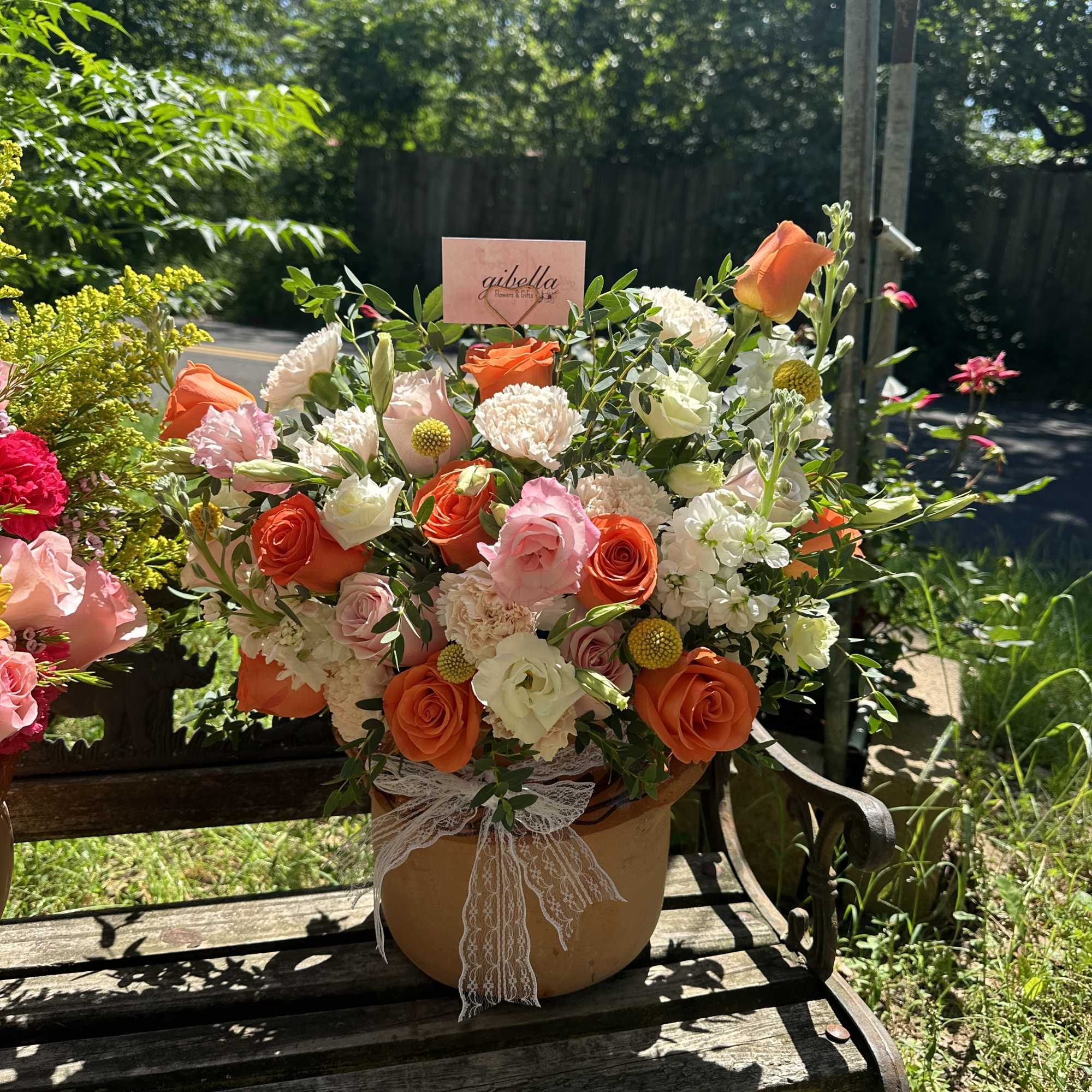 Mexican &ldquo;ollita&rdquo; full of flowers, they are freestyle all are different and