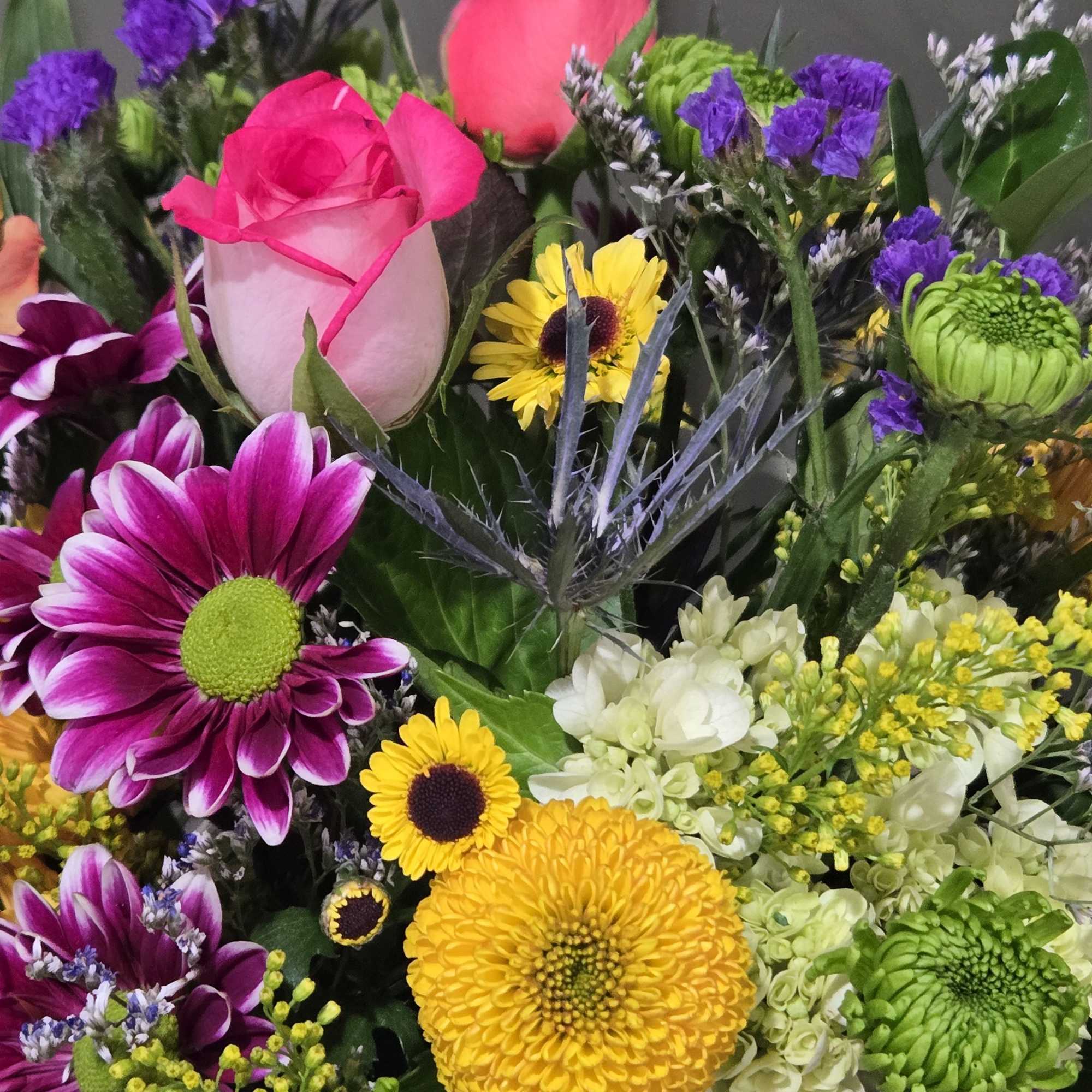 Custom selection of bold color pallette with this floral choice. The selection