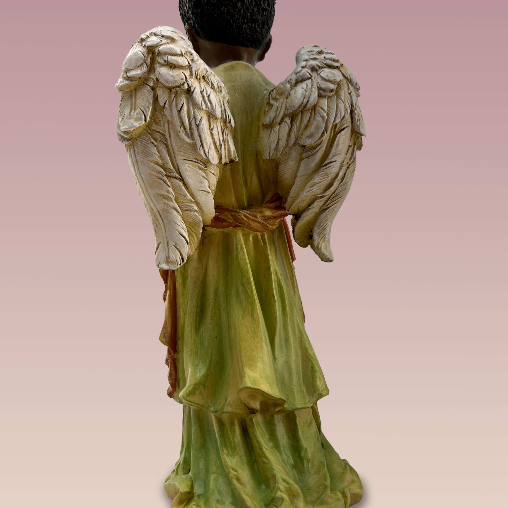Resin sculpture
Can be bought separately or displayed within a floral arrangement. Resin sculpture
Can be bought separately or displayed within a floral arrangement.
