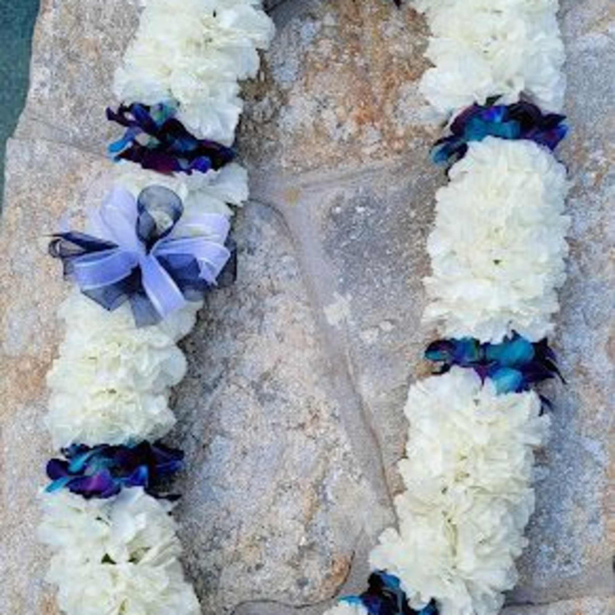 SPECIAL LEI ORDER INSTRUCTIONS: FOR OPTION TO PICK UP YOUR ORDER, PLEASE