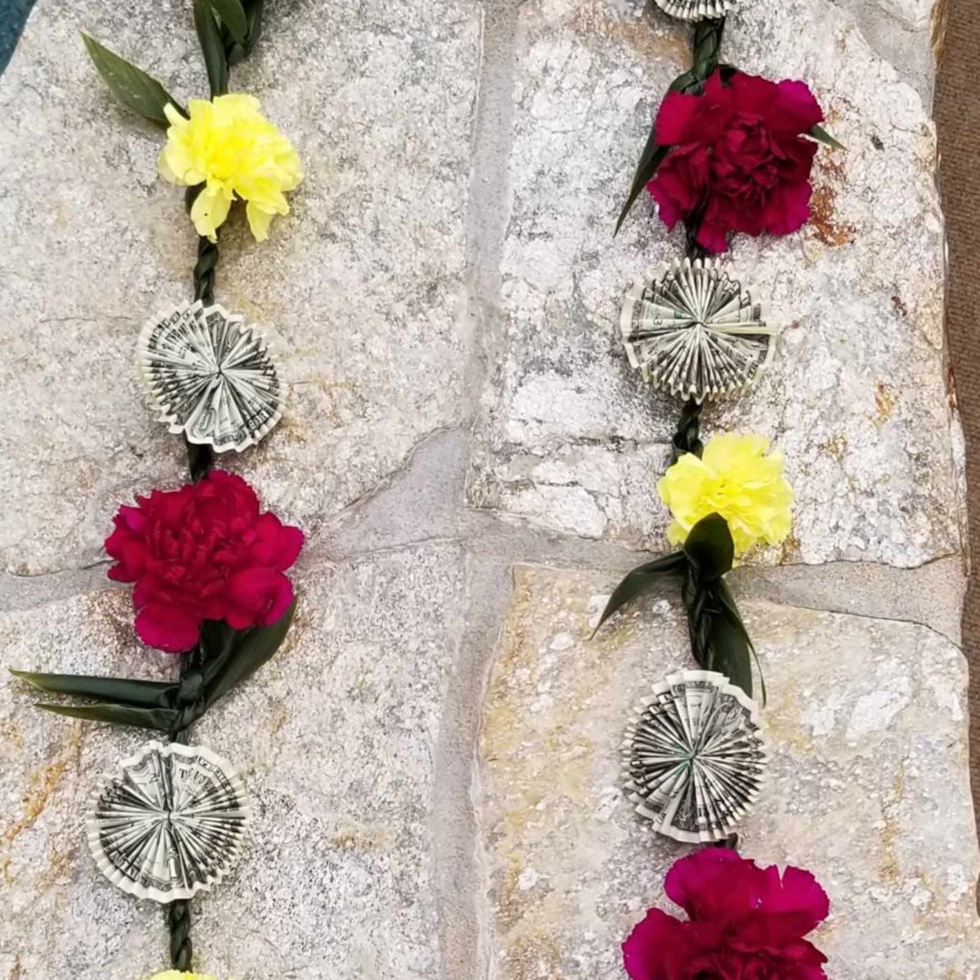 SPECIAL LEI ORDER INSTRUCTIONS: FOR OPTION TO PICK UP YOUR ORDER, PLEASE