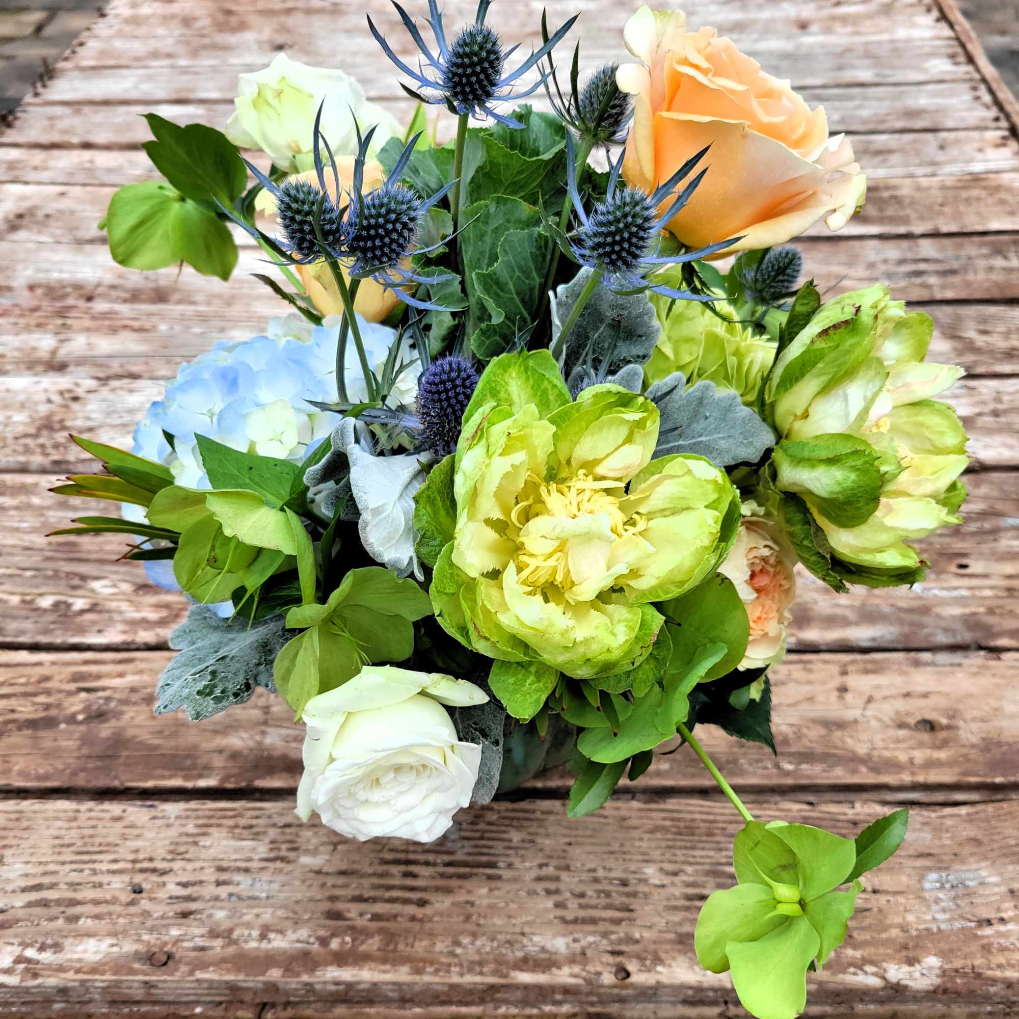 Soft expression in pastel shades.
Premium mixture of imported product for South America.
Hydrangea